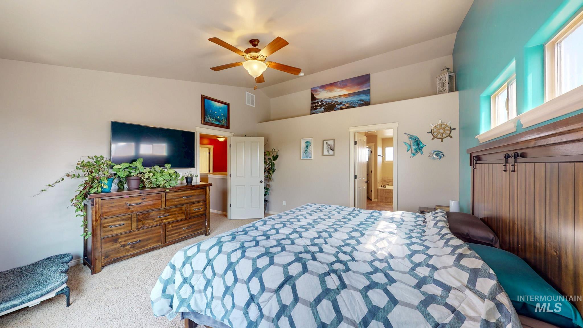 1031 Park Ave, Kimberly, Idaho 83341, 4 Bedrooms, 2.5 Bathrooms, Residential For Sale, Price $559,900,MLS 98996553