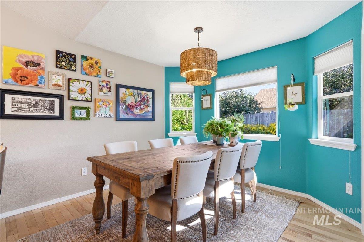10151 W Antietam Street, Boise, Idaho 83709, 3 Bedrooms, 2 Bathrooms, Residential For Sale, Price $485,000,MLS 98996556