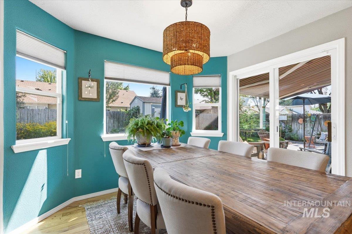 10151 W Antietam Street, Boise, Idaho 83709, 3 Bedrooms, 2 Bathrooms, Residential For Sale, Price $485,000,MLS 98996556