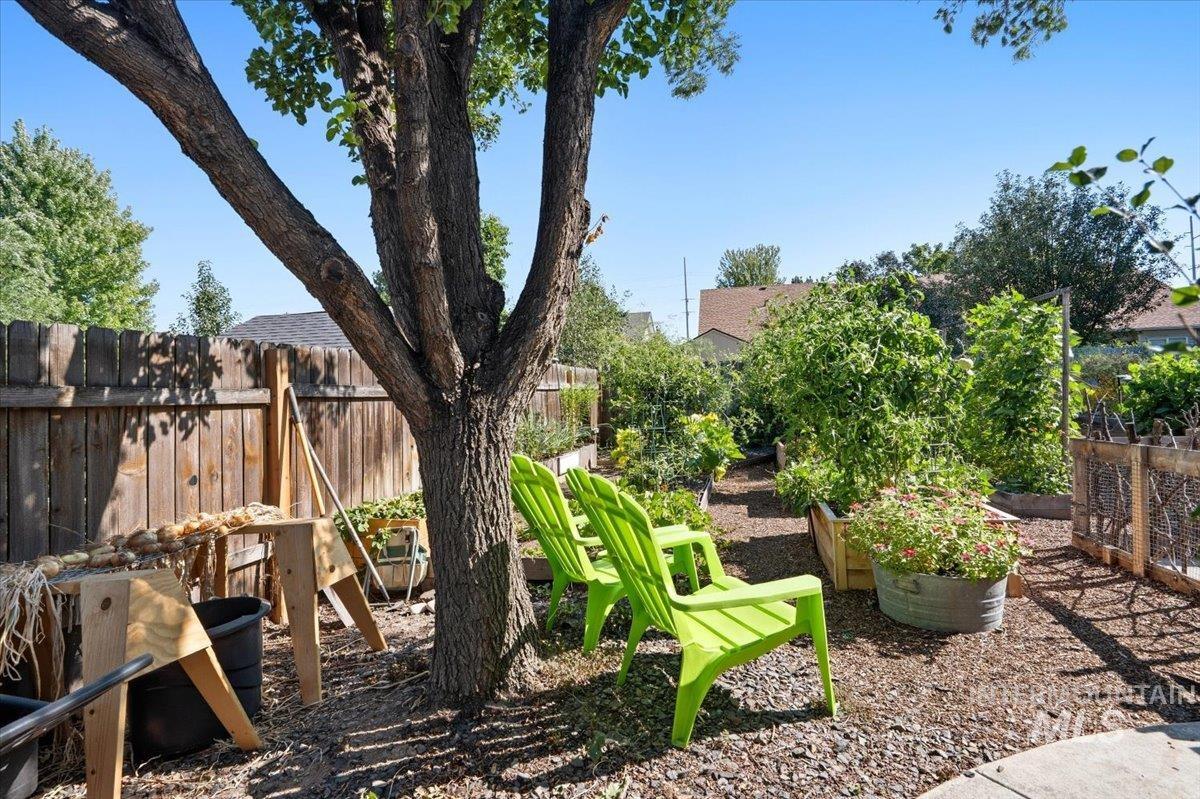 10151 W Antietam Street, Boise, Idaho 83709, 3 Bedrooms, 2 Bathrooms, Residential For Sale, Price $485,000,MLS 98996556