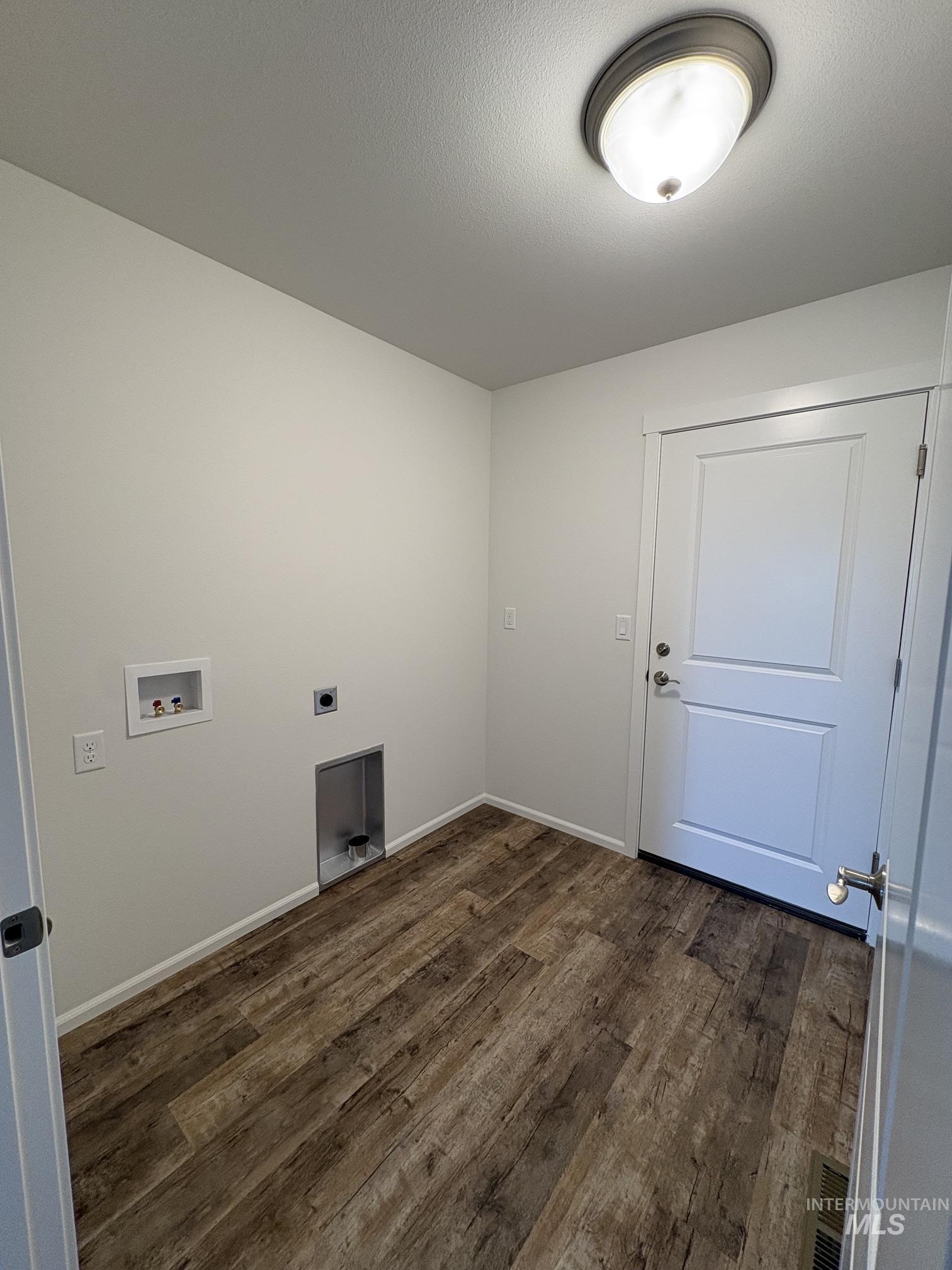 2600 Cache Creek Ct, Clarkston, Washington 99403, 3 Bedrooms, 2 Bathrooms, Residential For Sale, Price $369,900,MLS 98996558