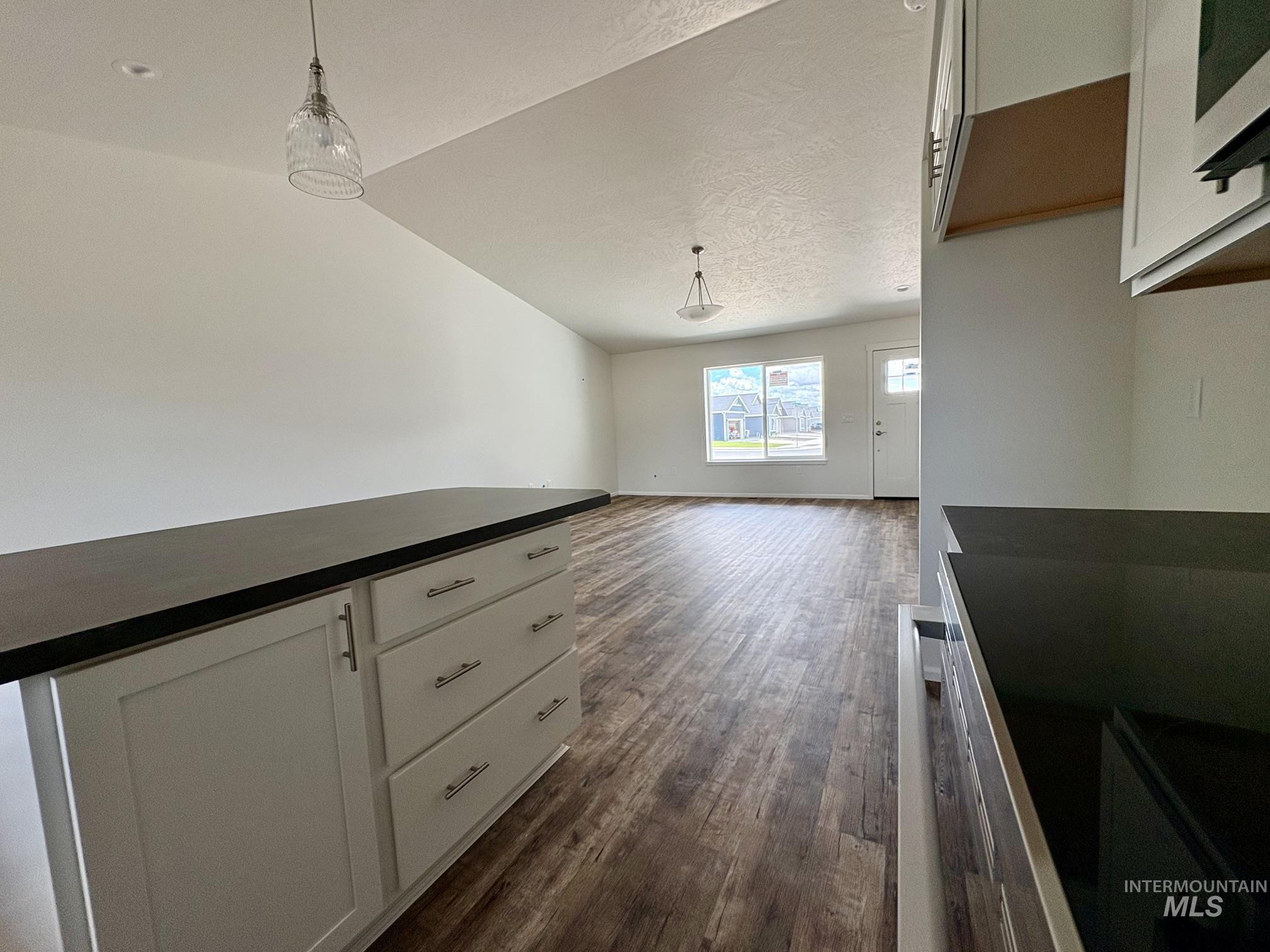 2604 Cache Creek Ct, Clarkston, Washington 99403, 3 Bedrooms, 2 Bathrooms, Residential For Sale, Price $369,900,MLS 98996560