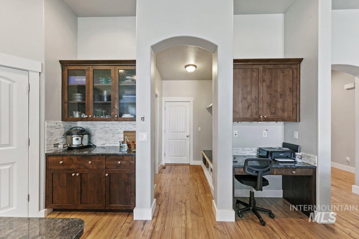 1528 W Arch Rock Street, Meridian, Idaho 83646, 3 Bedrooms, 2 Bathrooms, Residential For Sale, Price $465,000,MLS 98996563