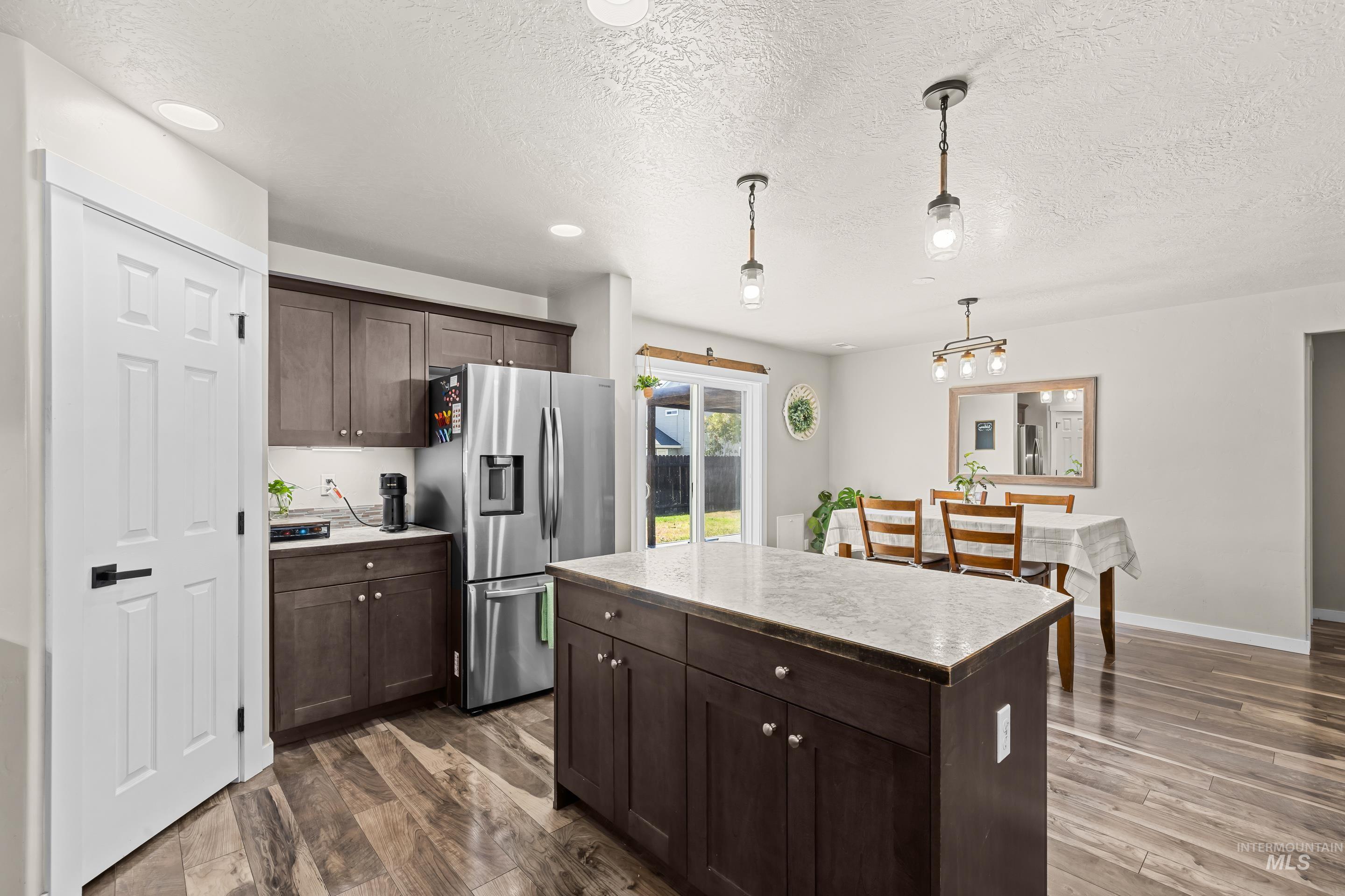 695 SW Foley, Mountain Home, Idaho 83647, 4 Bedrooms, 2.5 Bathrooms, Residential For Sale, Price $449,990,MLS 98996566