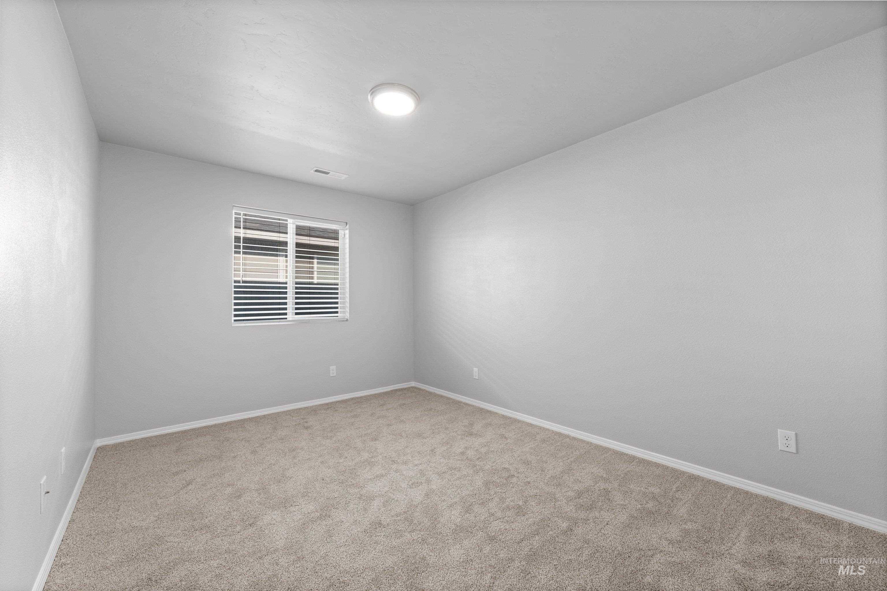 2598 W Balboa Dr, Kuna, Idaho 83634, 3 Bedrooms, 2 Bathrooms, Residential For Sale, Price $450,000,MLS 98996568