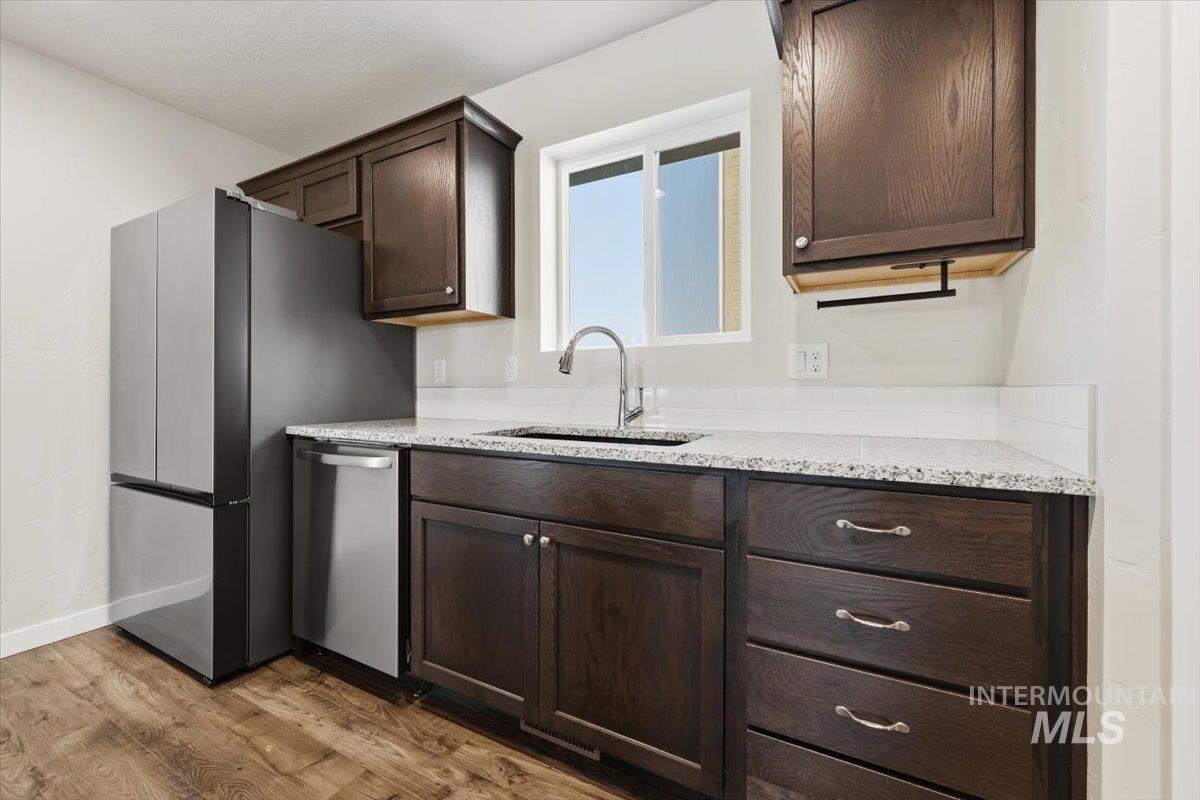 10187 Longtail Drive, Nampa, Idaho 83687, 3 Bedrooms, 2 Bathrooms, Residential For Sale, Price $434,900,MLS 98996575