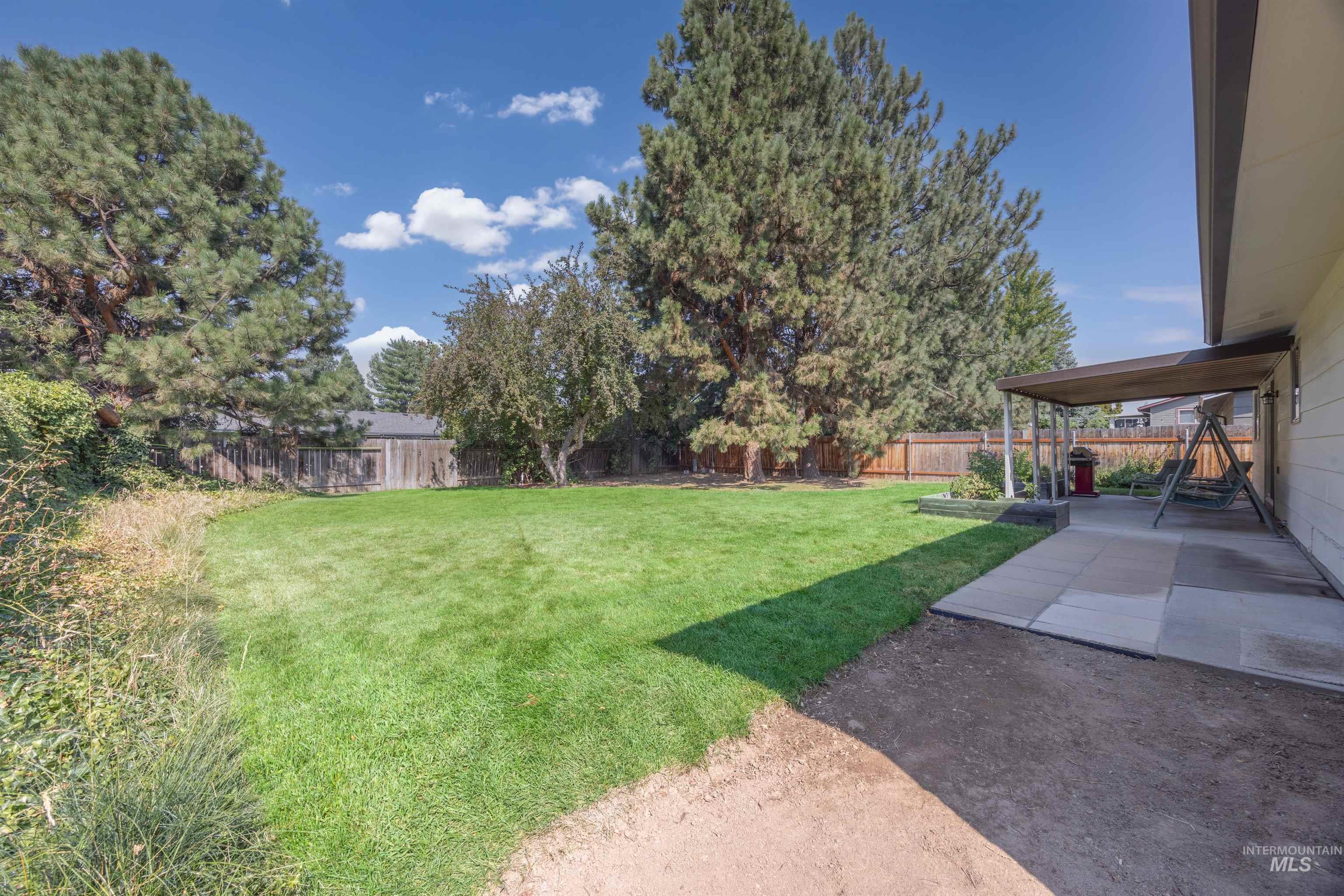 3593 S Ticonderoga, Boise, Idaho 83706, 3 Bedrooms, 2 Bathrooms, Residential For Sale, Price $440,000,MLS 98996576