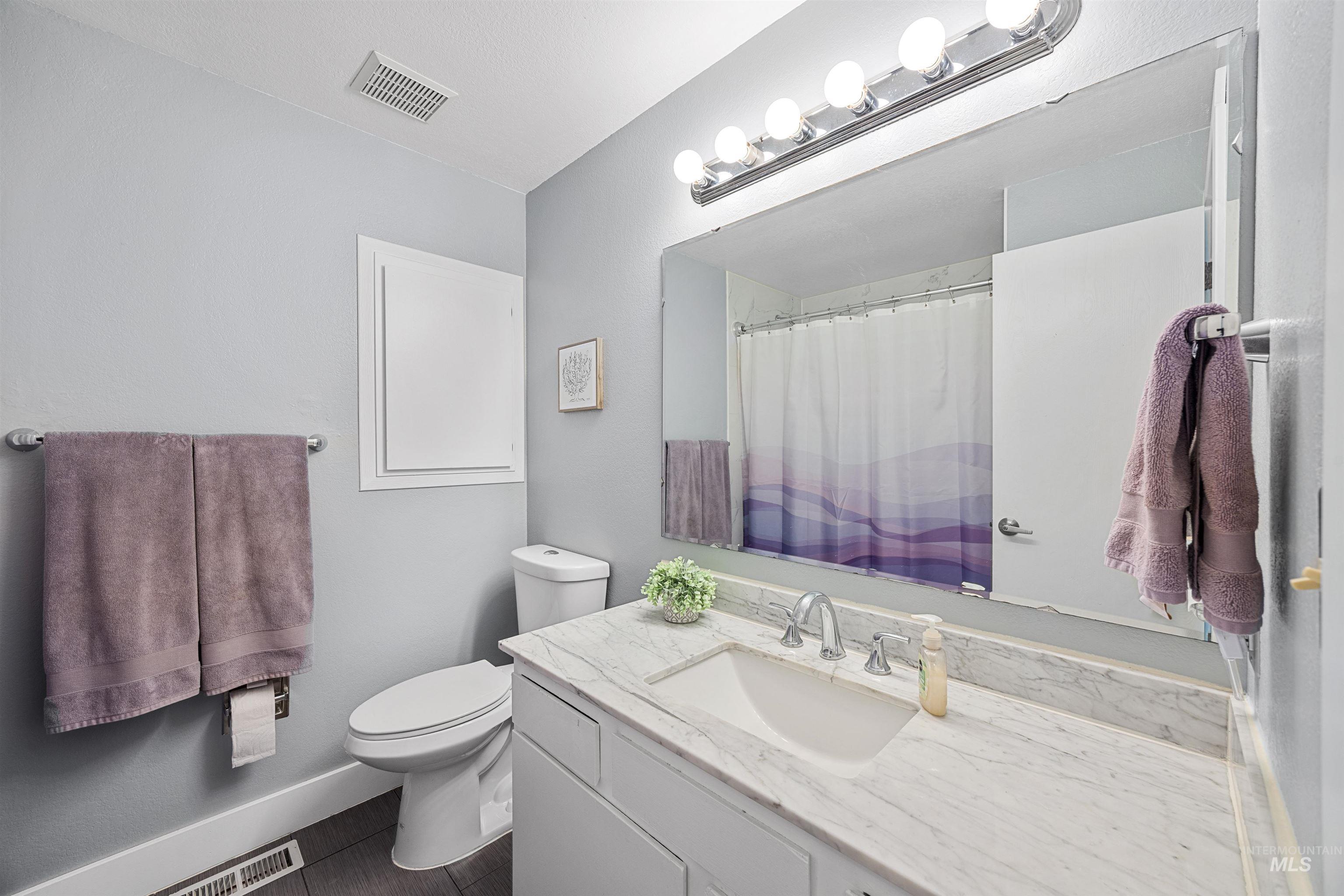 3593 S Ticonderoga, Boise, Idaho 83706, 3 Bedrooms, 2 Bathrooms, Residential For Sale, Price $440,000,MLS 98996576