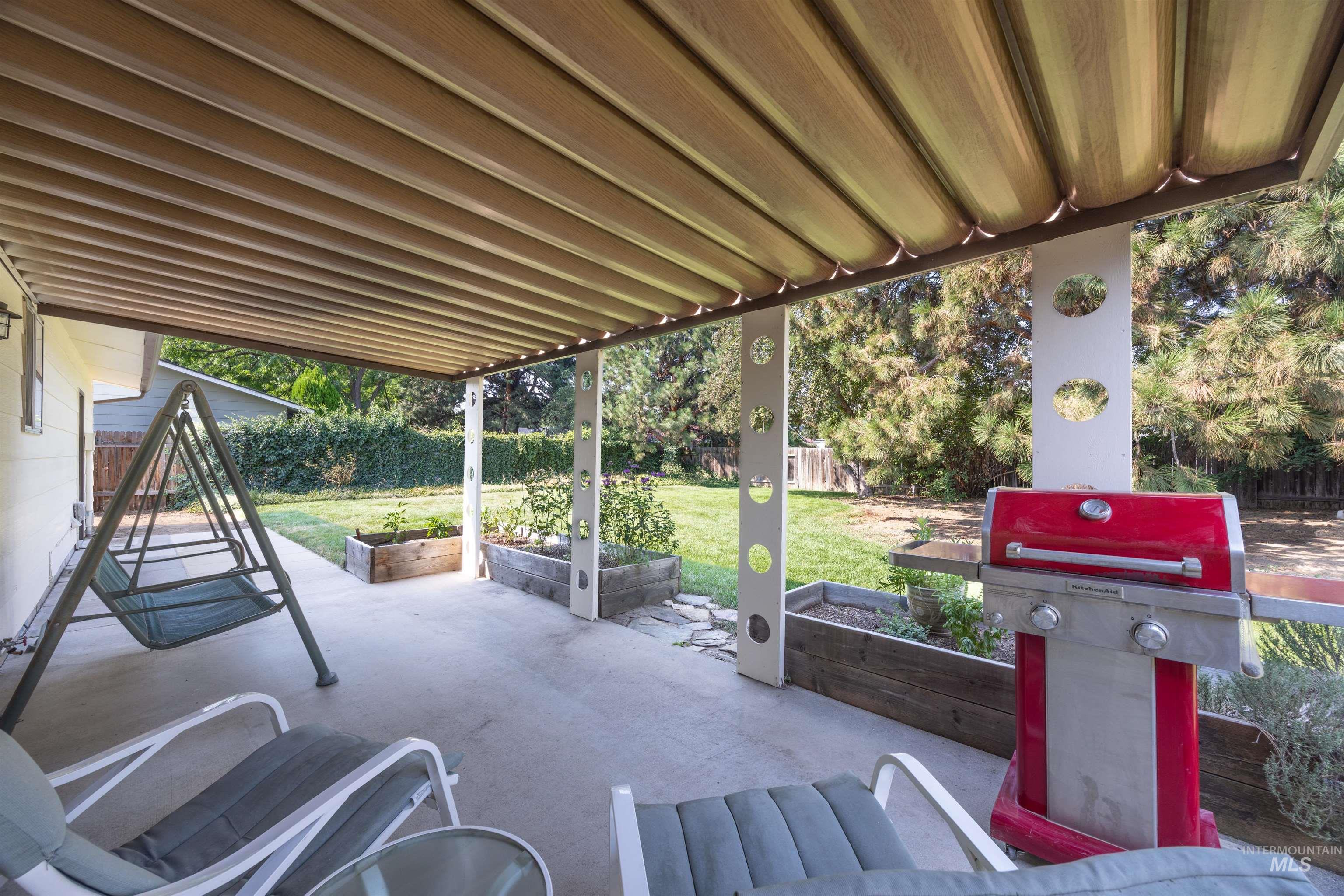 3593 S Ticonderoga, Boise, Idaho 83706, 3 Bedrooms, 2 Bathrooms, Residential For Sale, Price $440,000,MLS 98996576