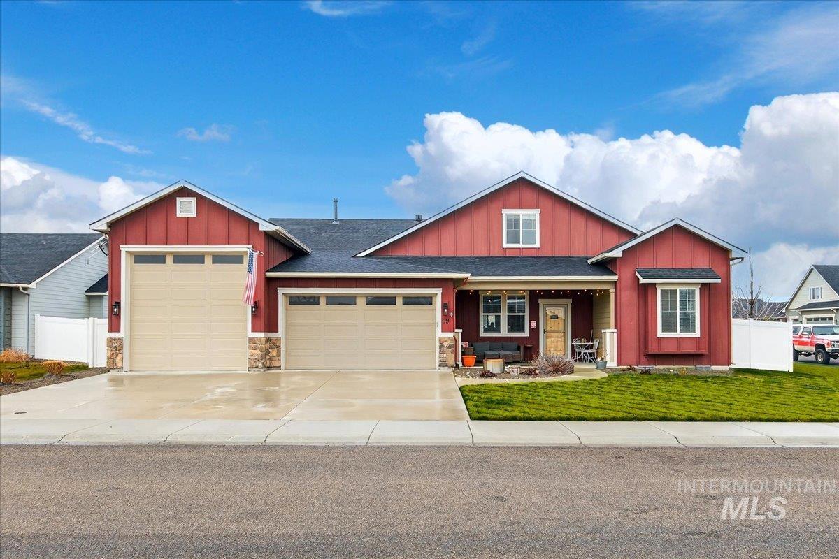 59 Sorrel Ave, Nampa, Idaho 83687, 4 Bedrooms, 2.5 Bathrooms, Residential For Sale, Price $649,000,MLS 98996577