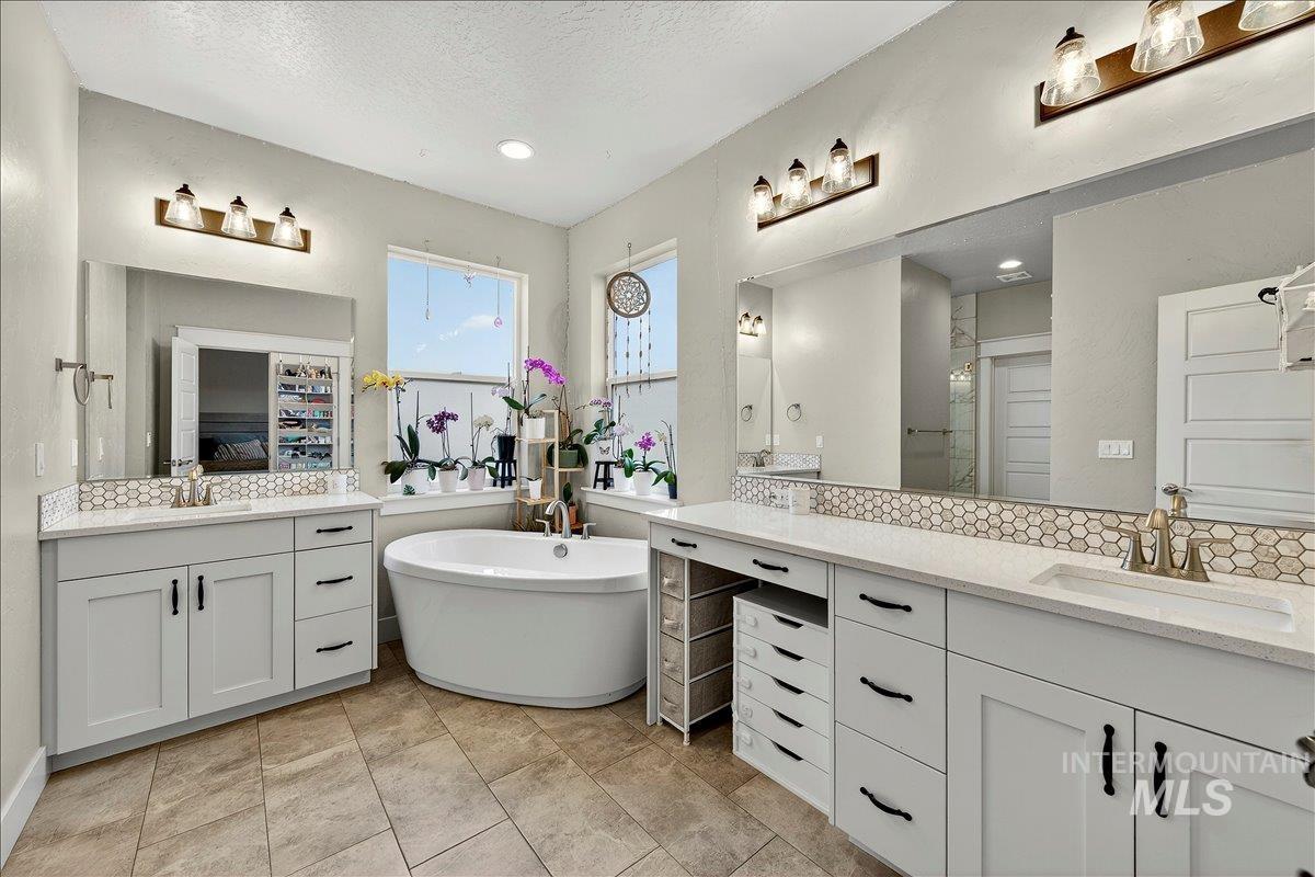 59 Sorrel Ave, Nampa, Idaho 83687, 4 Bedrooms, 2.5 Bathrooms, Residential For Sale, Price $649,000,MLS 98996577