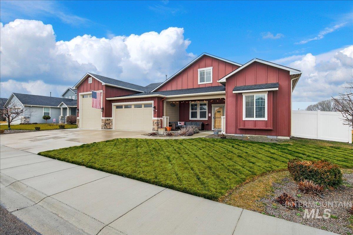 59 Sorrel Ave, Nampa, Idaho 83687, 4 Bedrooms, 2.5 Bathrooms, Residential For Sale, Price $649,000,MLS 98996577