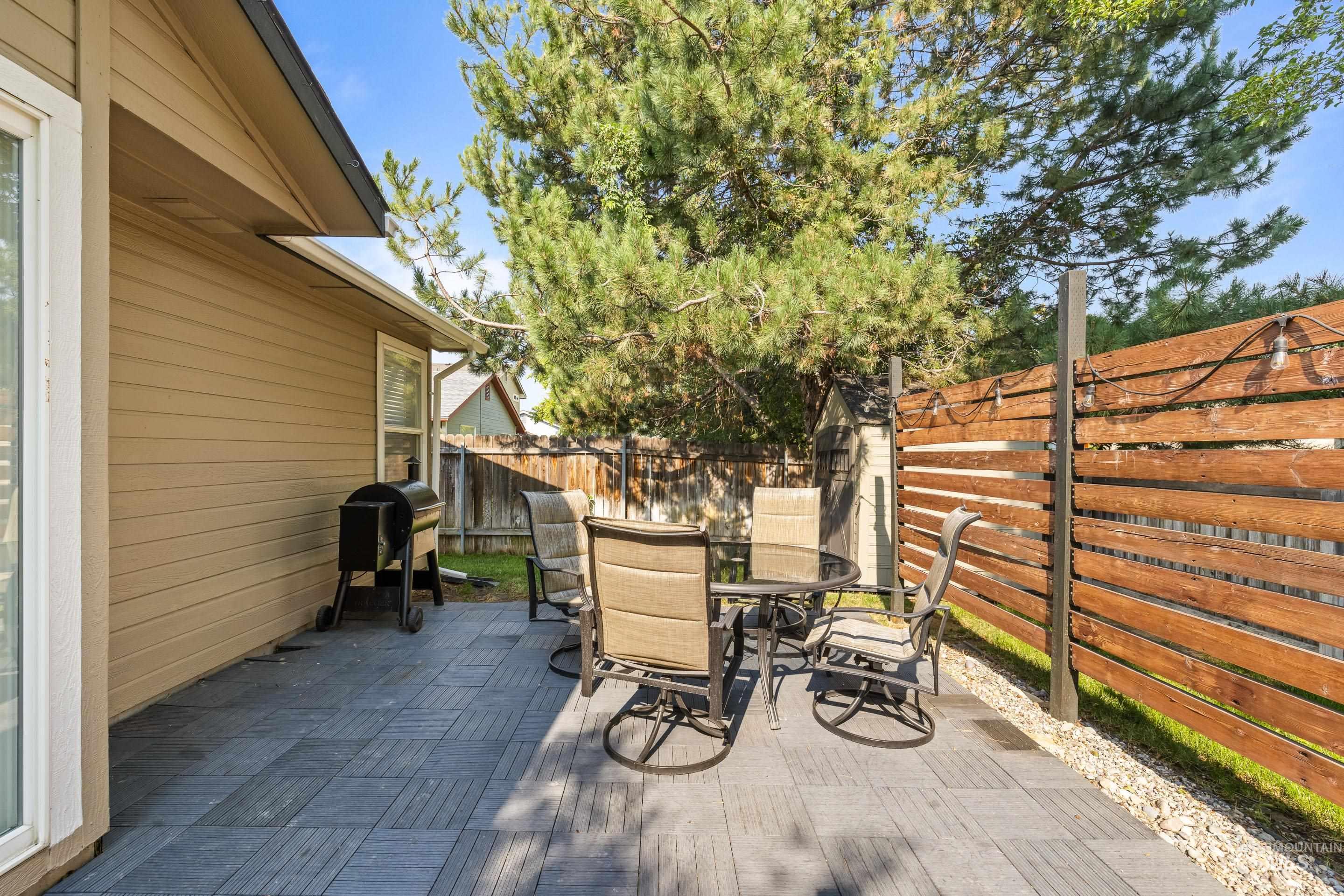 7348 W Limelight Court, Boise, Idaho 83714, 3 Bedrooms, 2 Bathrooms, Residential For Sale, Price $470,000,MLS 98996580