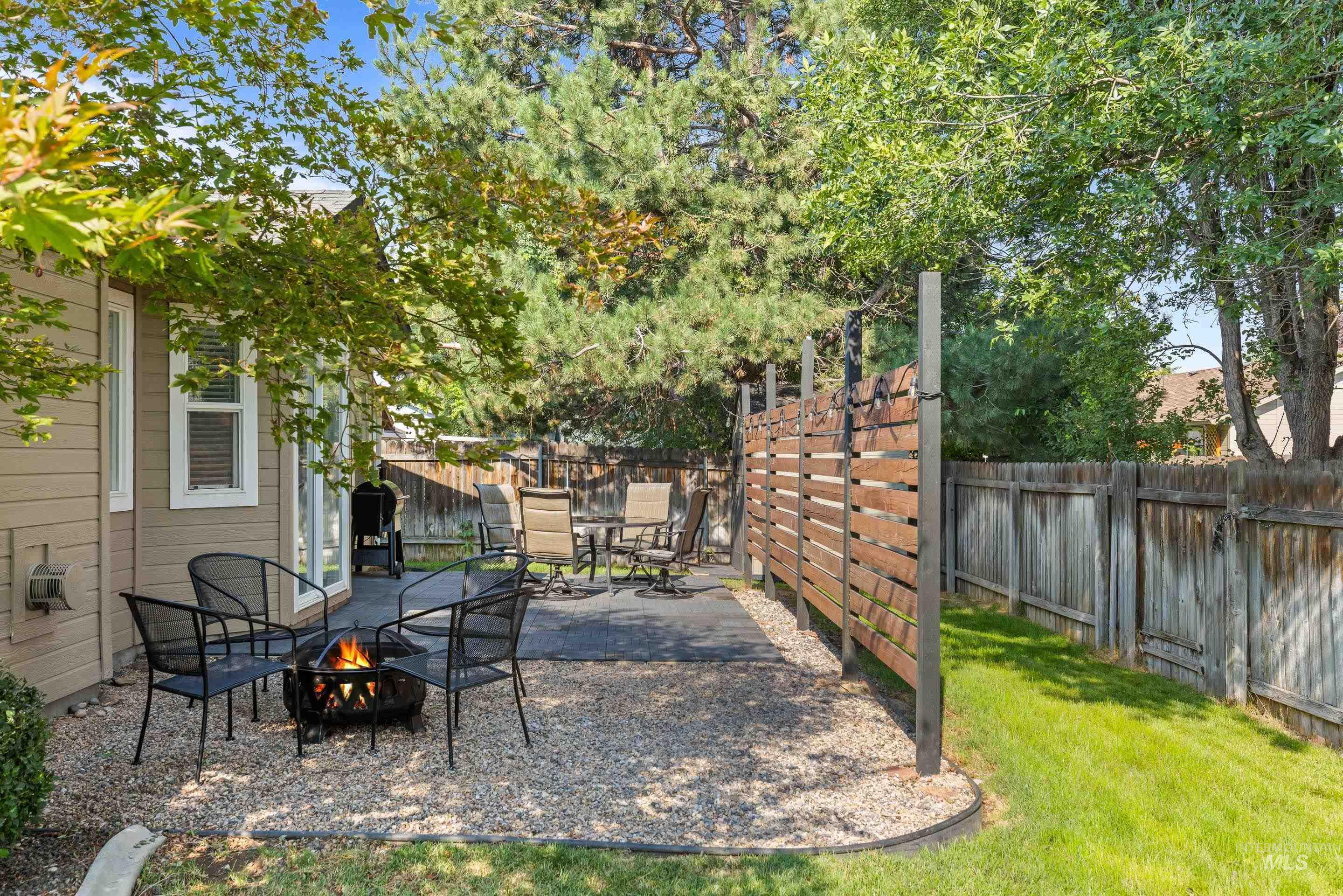 7348 W Limelight Court, Boise, Idaho 83714, 3 Bedrooms, 2 Bathrooms, Residential For Sale, Price $470,000,MLS 98996580