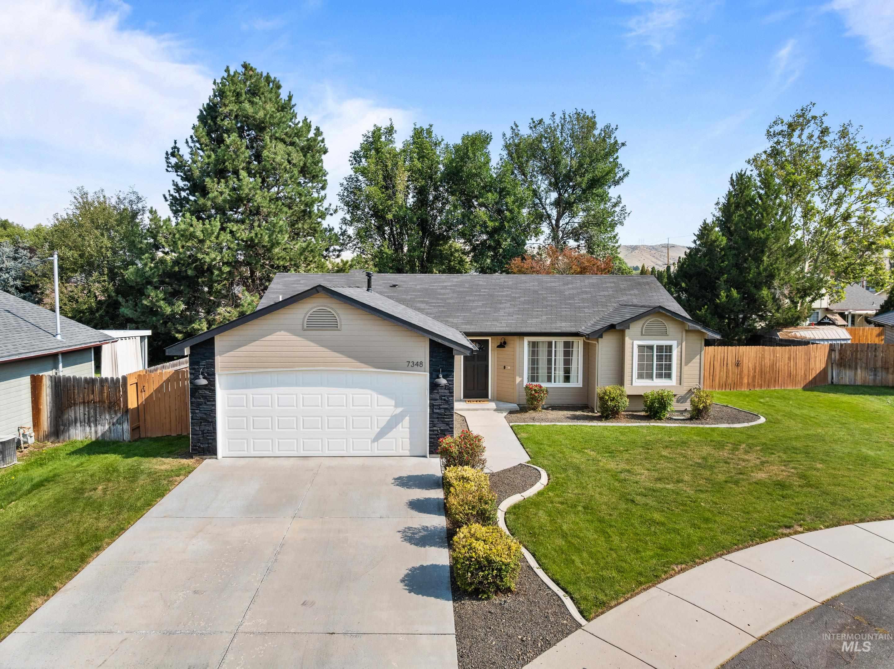 7348 W Limelight Court, Boise, Idaho 83714, 3 Bedrooms, 2 Bathrooms, Residential For Sale, Price $470,000,MLS 98996580