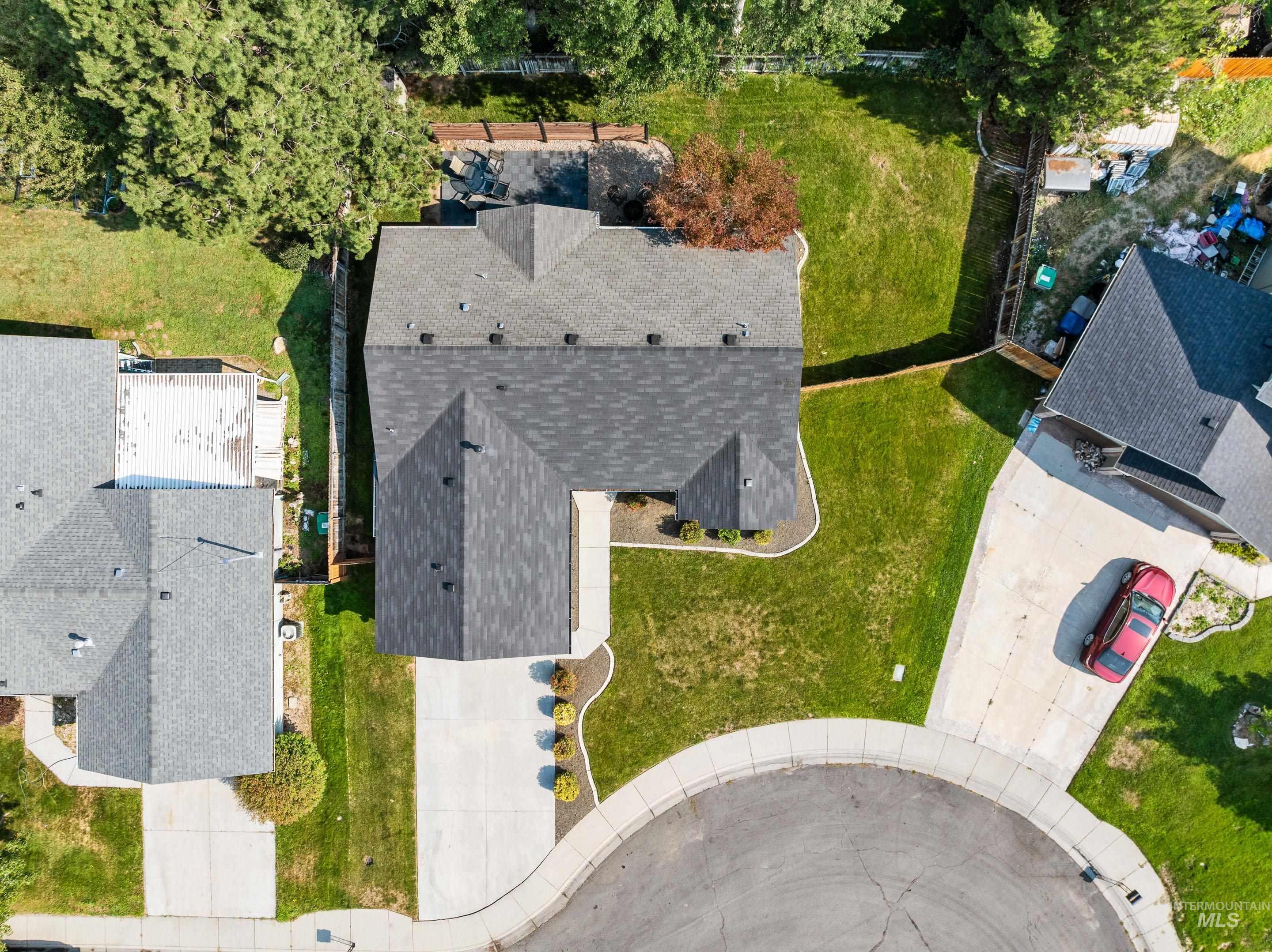 7348 W Limelight Court, Boise, Idaho 83714, 3 Bedrooms, 2 Bathrooms, Residential For Sale, Price $470,000,MLS 98996580