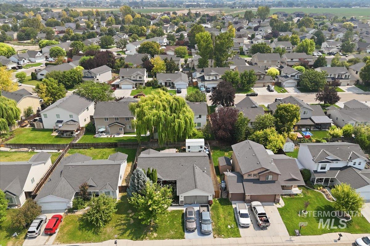 5021 Barkley Way, Caldwell, Idaho 83607, 3 Bedrooms, 2 Bathrooms, Residential For Sale, Price $349,900,MLS 98996581
