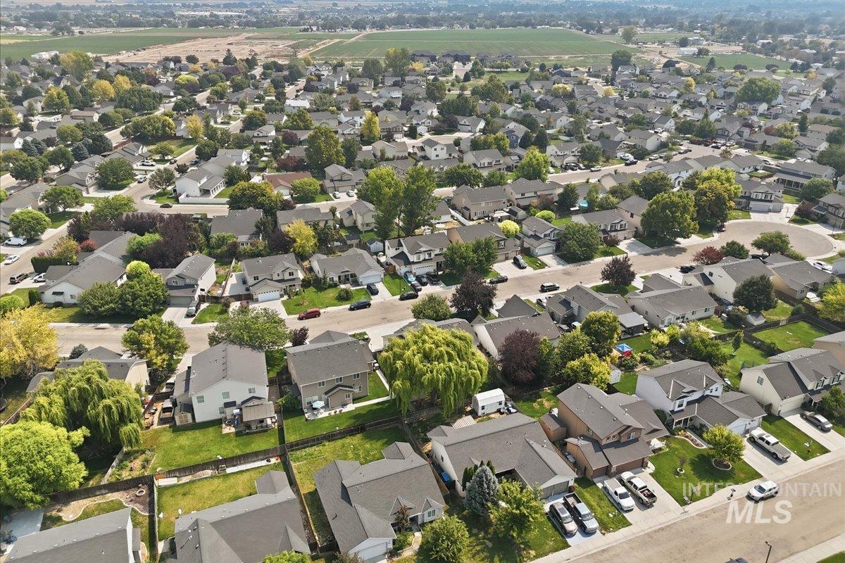 5021 Barkley Way, Caldwell, Idaho 83607, 3 Bedrooms, 2 Bathrooms, Residential For Sale, Price $349,900,MLS 98996581