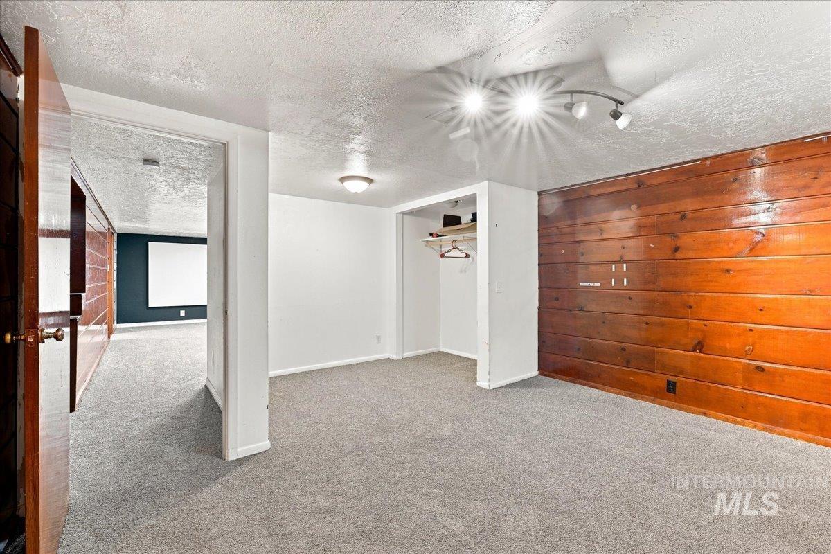 803 Falls Avenue West, Twin Falls, Idaho 83301, 4 Bedrooms, 1.5 Bathrooms, Residential For Sale, Price $350,000,MLS 98996590