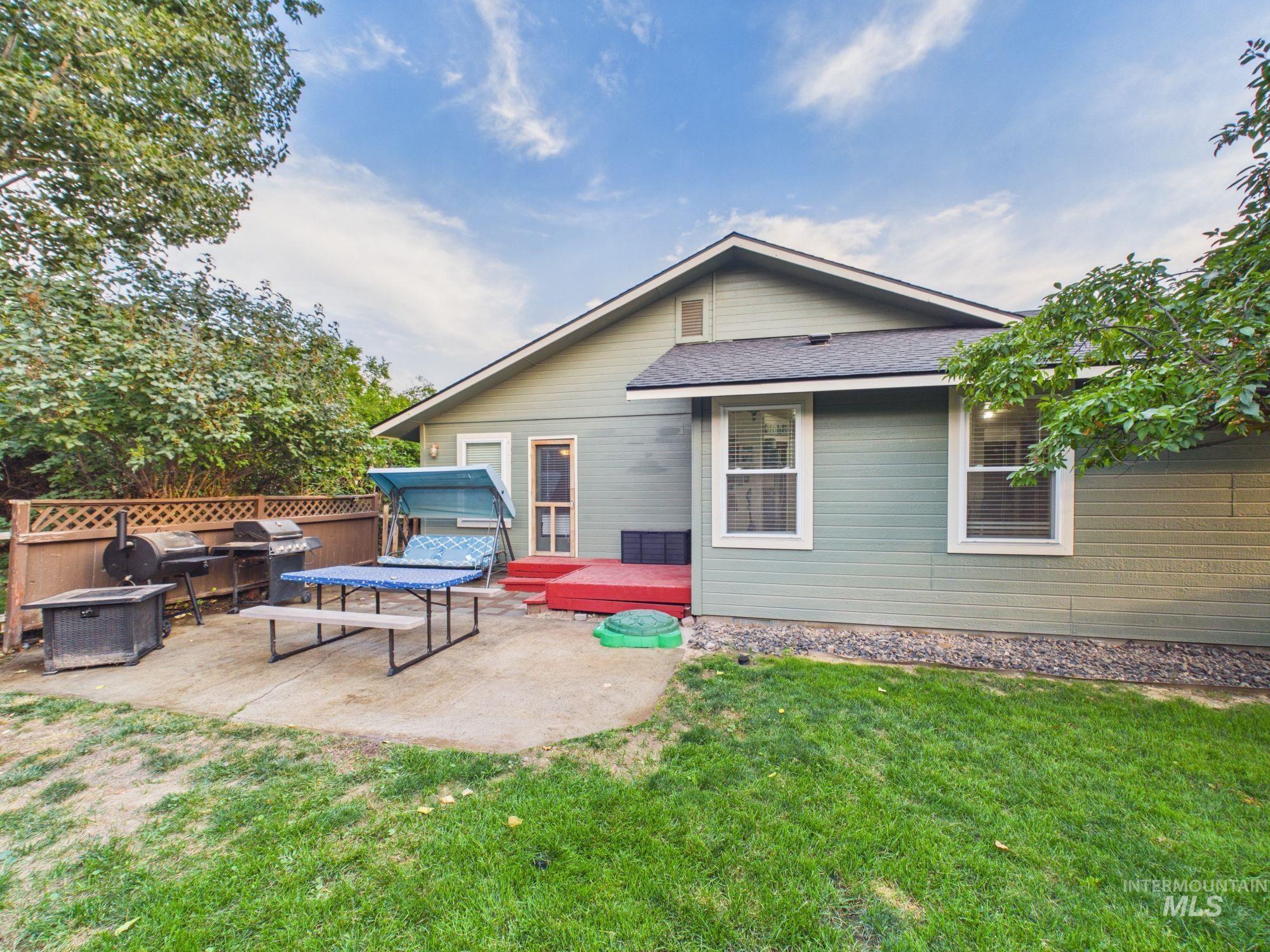 2171 Bonnie Dr, Payette, Idaho 83661, 3 Bedrooms, 2 Bathrooms, Residential For Sale, Price $362,000,MLS 98996591