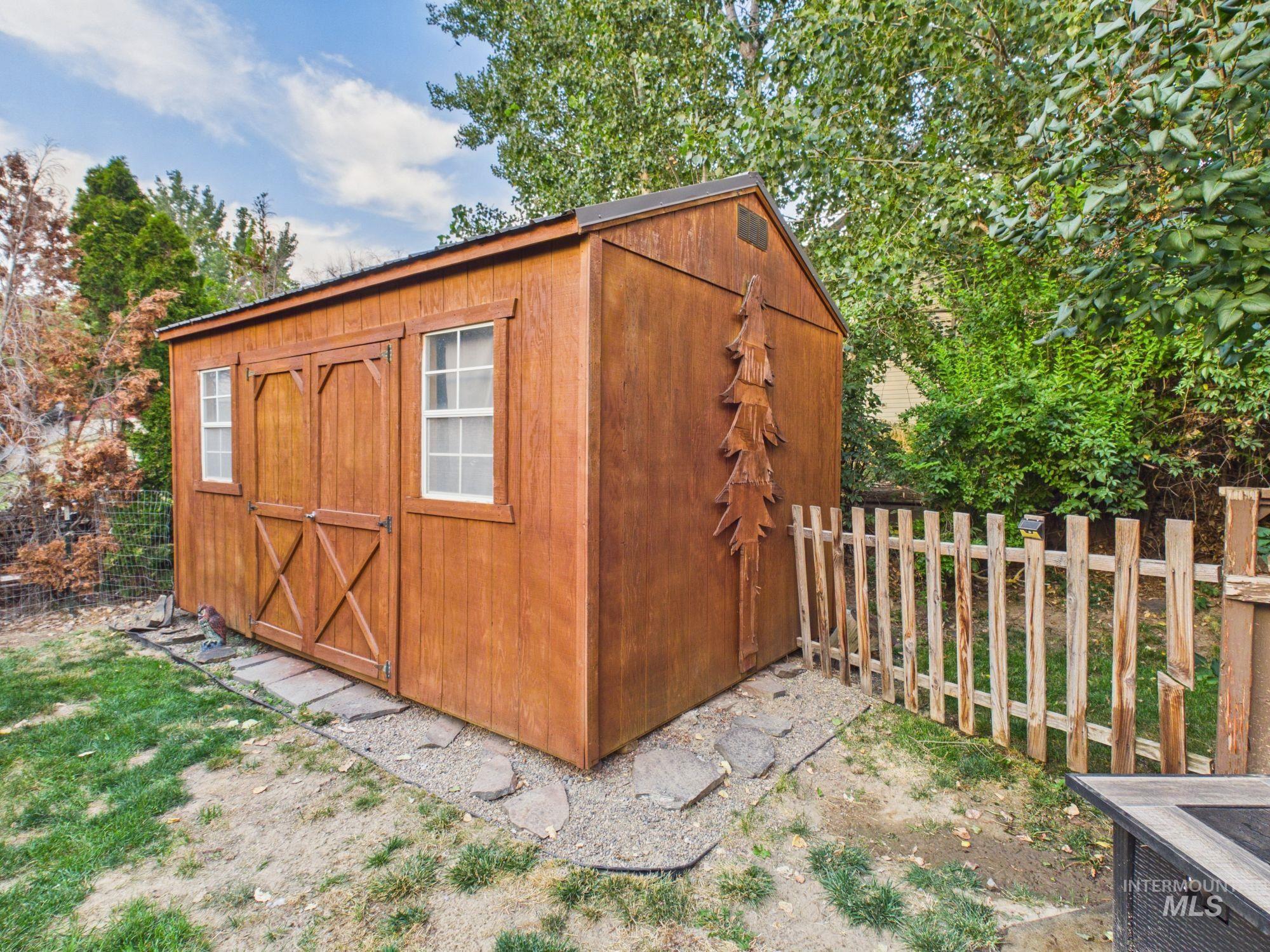 2171 Bonnie Dr, Payette, Idaho 83661, 3 Bedrooms, 2 Bathrooms, Residential For Sale, Price $362,000,MLS 98996591