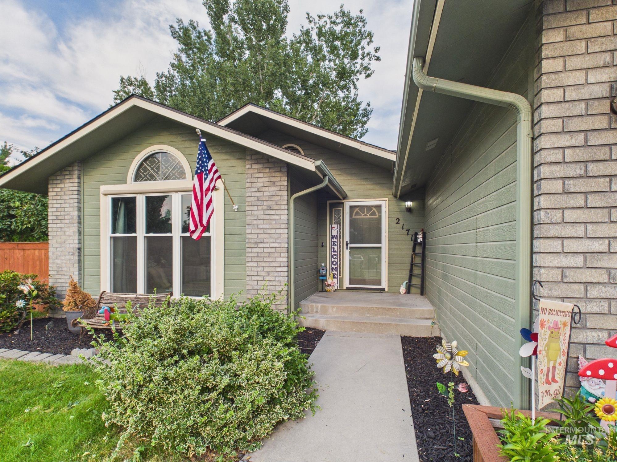 2171 Bonnie Dr, Payette, Idaho 83661, 3 Bedrooms, 2 Bathrooms, Residential For Sale, Price $362,000,MLS 98996591