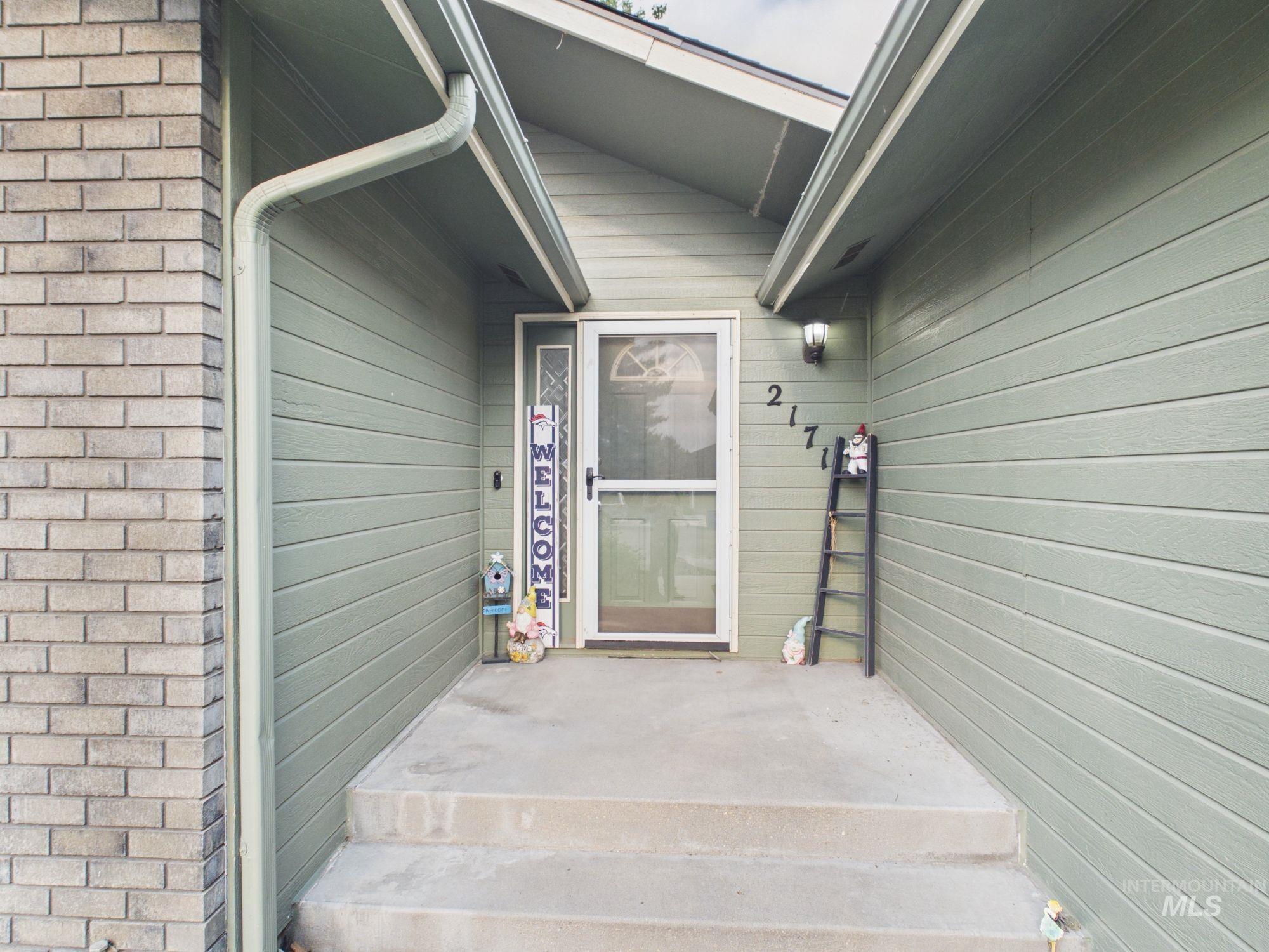2171 Bonnie Dr, Payette, Idaho 83661, 3 Bedrooms, 2 Bathrooms, Residential For Sale, Price $362,000,MLS 98996591