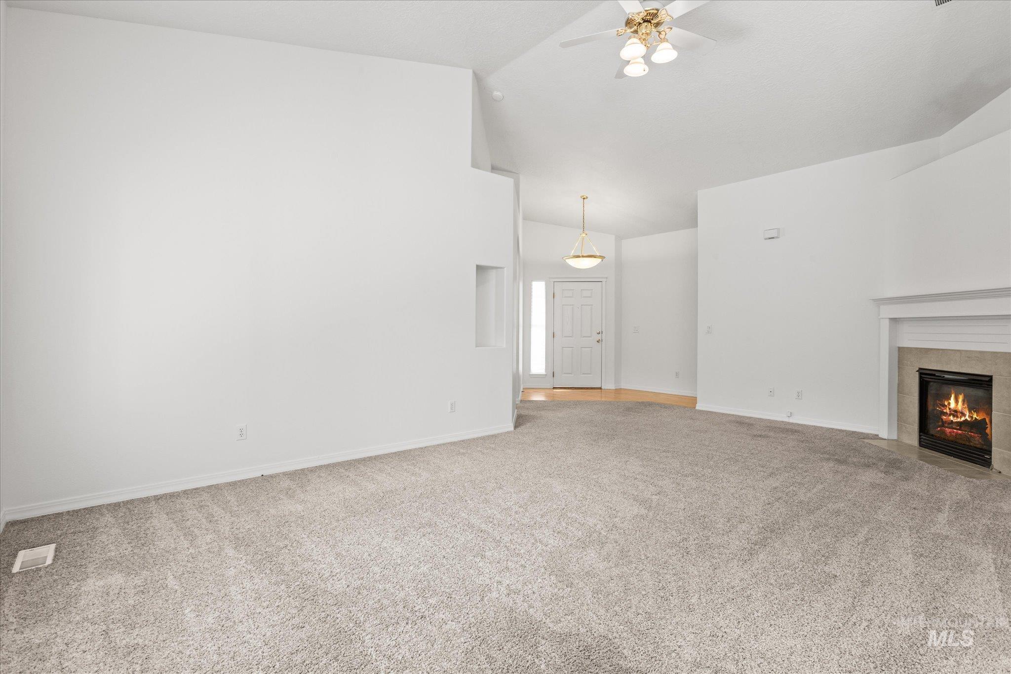 6270 N Sparkford Way, Boise, Idaho 83713, 3 Bedrooms, 2 Bathrooms, Residential For Sale, Price $489,900,MLS 98996597