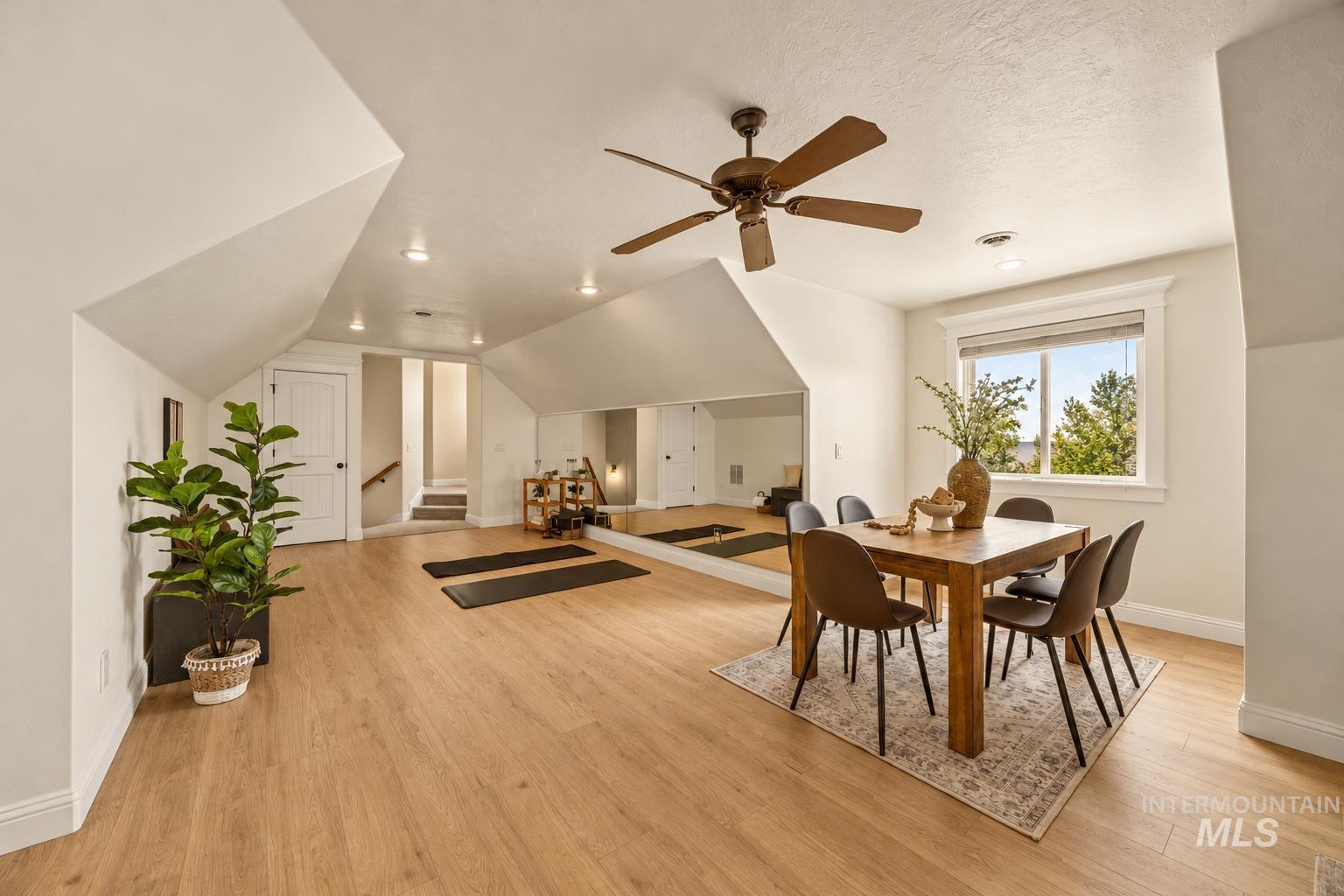 468 E Forest Ridge Drive, Meridian, Idaho 83642, 6 Bedrooms, 5 Bathrooms, Residential For Sale, Price $1,100,000,MLS 98996620