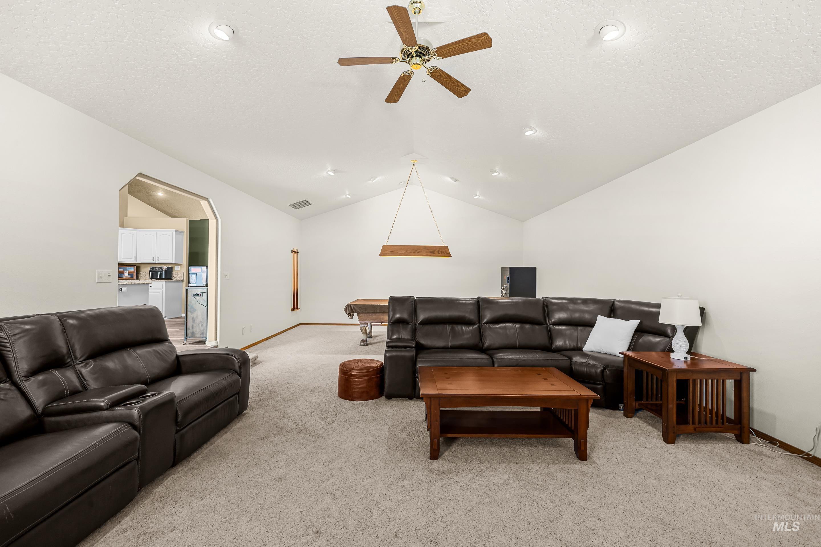 3408 Saraset Cir, Caldwell, Idaho 83605, 3 Bedrooms, 2 Bathrooms, Residential For Sale, Price $549,900, 98996628