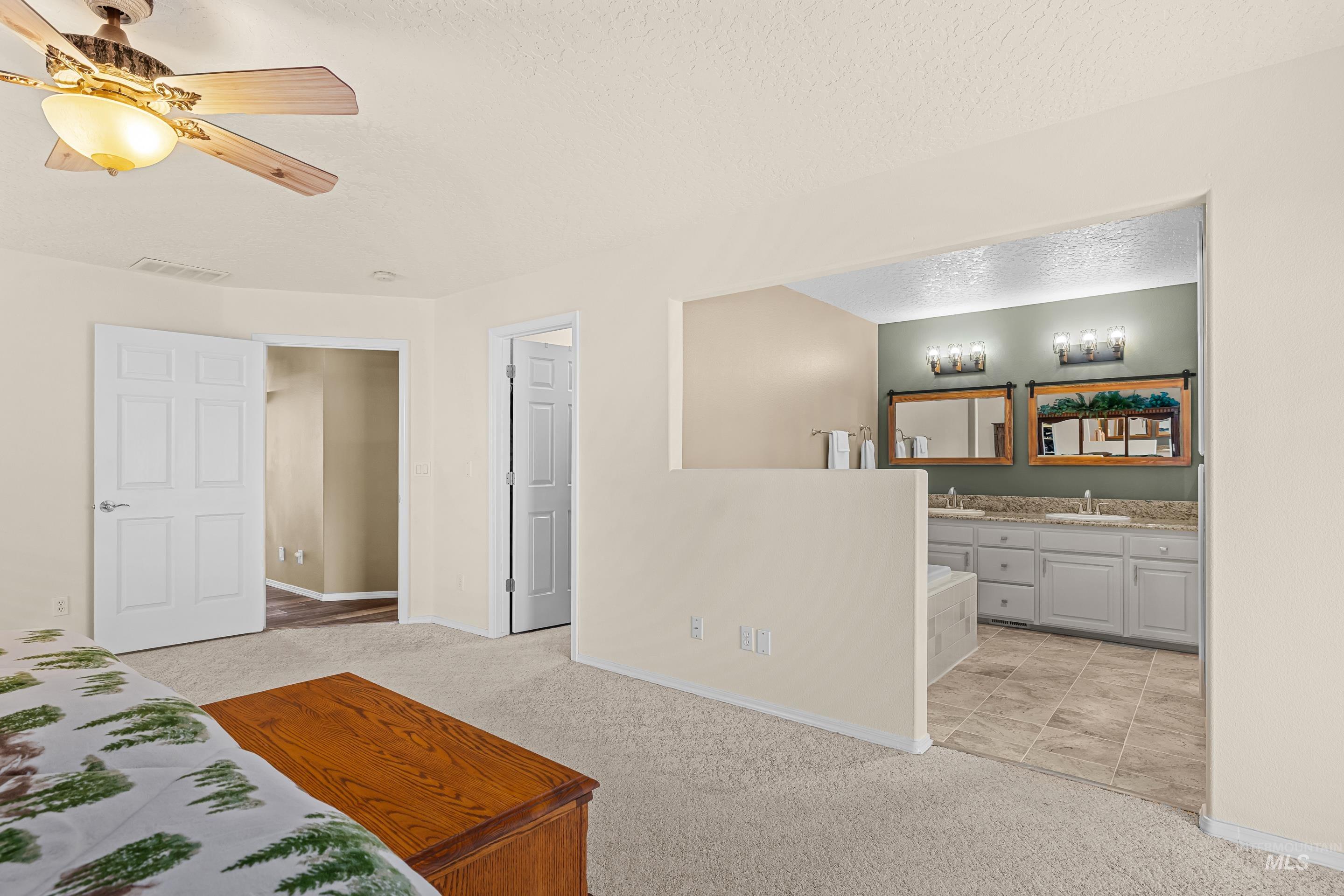 3408 Saraset Cir, Caldwell, Idaho 83605, 3 Bedrooms, 2 Bathrooms, Residential For Sale, Price $549,900,MLS 98996628