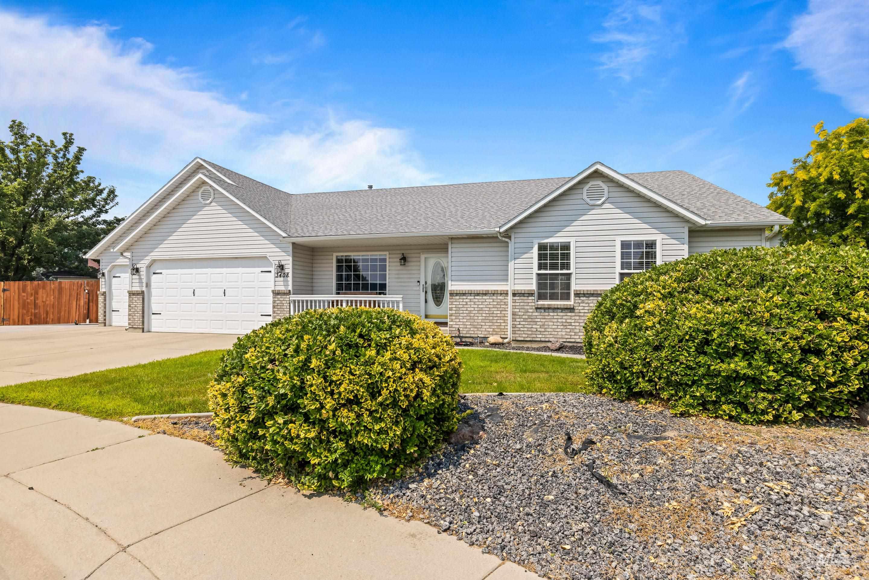 3408 Saraset Cir, Caldwell, Idaho 83605, 3 Bedrooms, 2 Bathrooms, Residential For Sale, Price $549,900,MLS 98996628