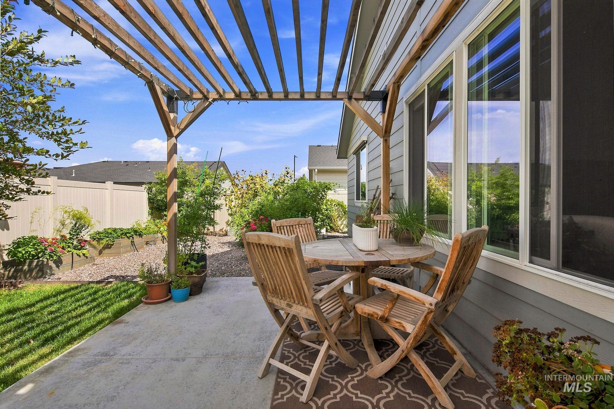 13203 S Wind River Ave., Nampa, Idaho 83686, 3 Bedrooms, 2 Bathrooms, Residential For Sale, Price $459,900,MLS 98996667