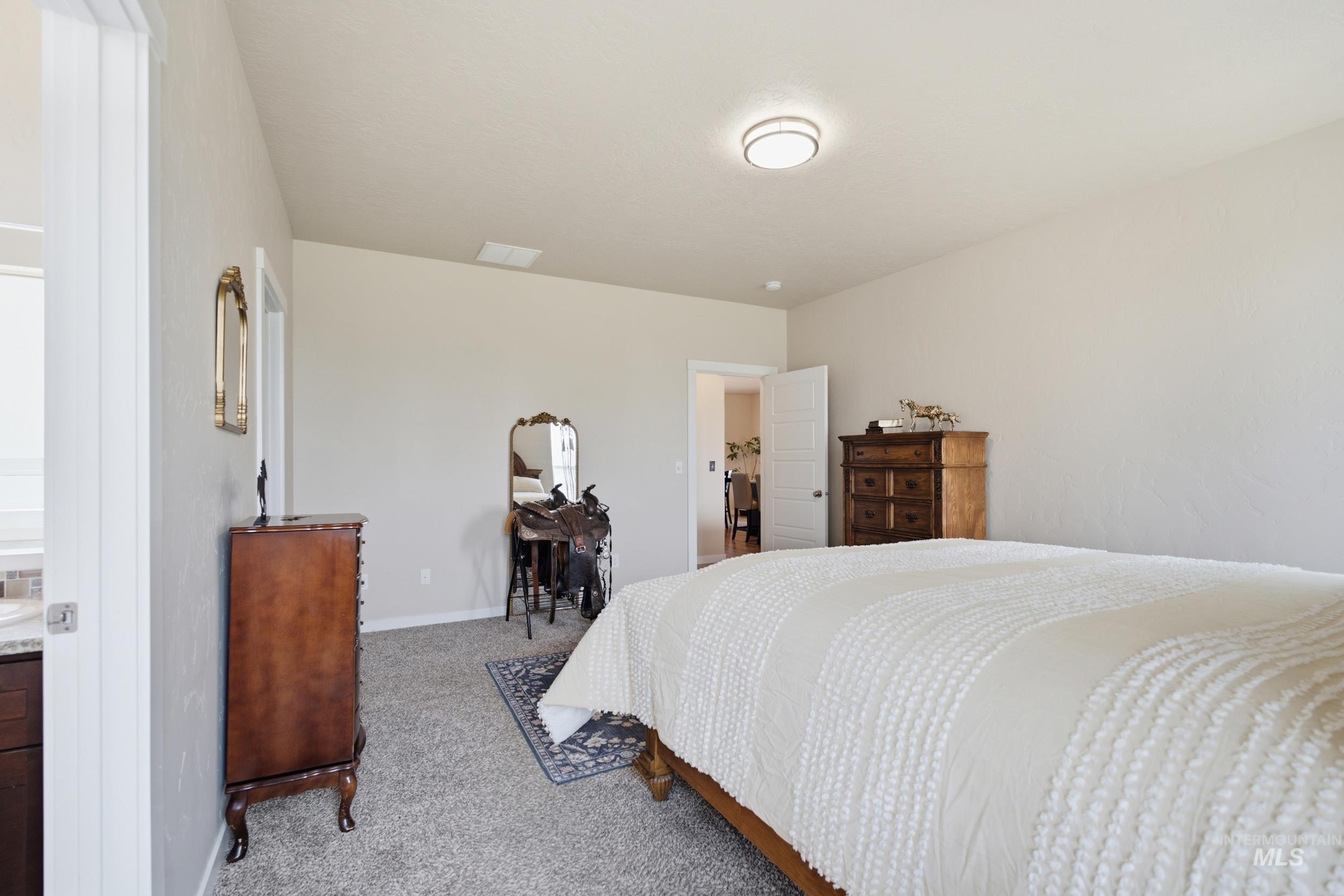 19941 Wilson Ln, Wilder, Idaho 83676, 3 Bedrooms, 2 Bathrooms, Residential For Sale, Price $675,000,MLS 98996669