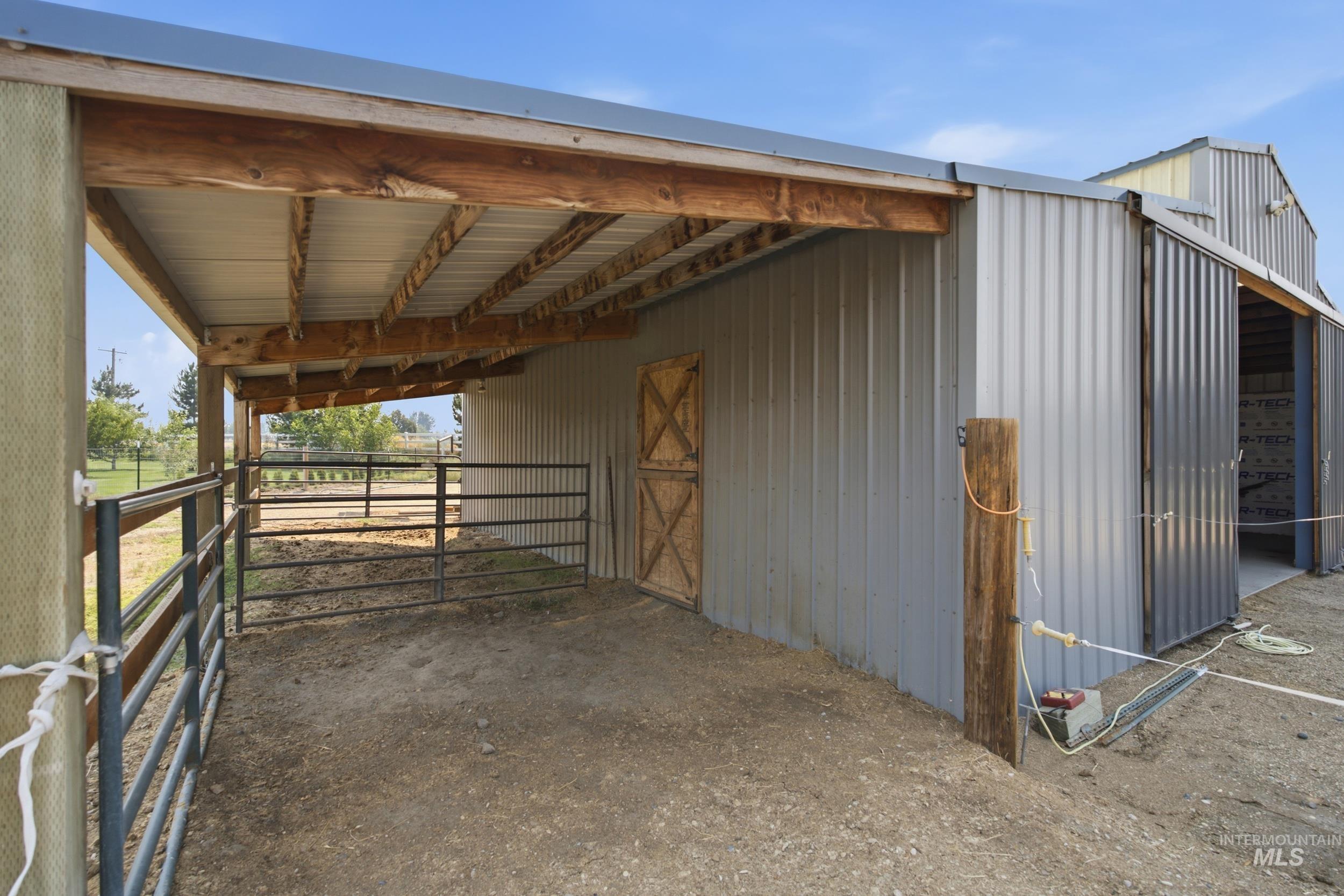 19941 Wilson Ln, Wilder, Idaho 83676, 3 Bedrooms, 2 Bathrooms, Residential For Sale, Price $675,000,MLS 98996669