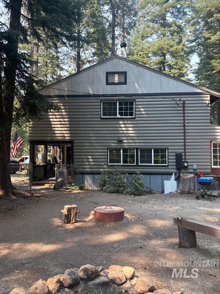 654 Bings Rd, Cascade, Idaho 83611, 3 Bedrooms, 2 Bathrooms, Residential For Sale, Price $585,000,MLS 98996672
