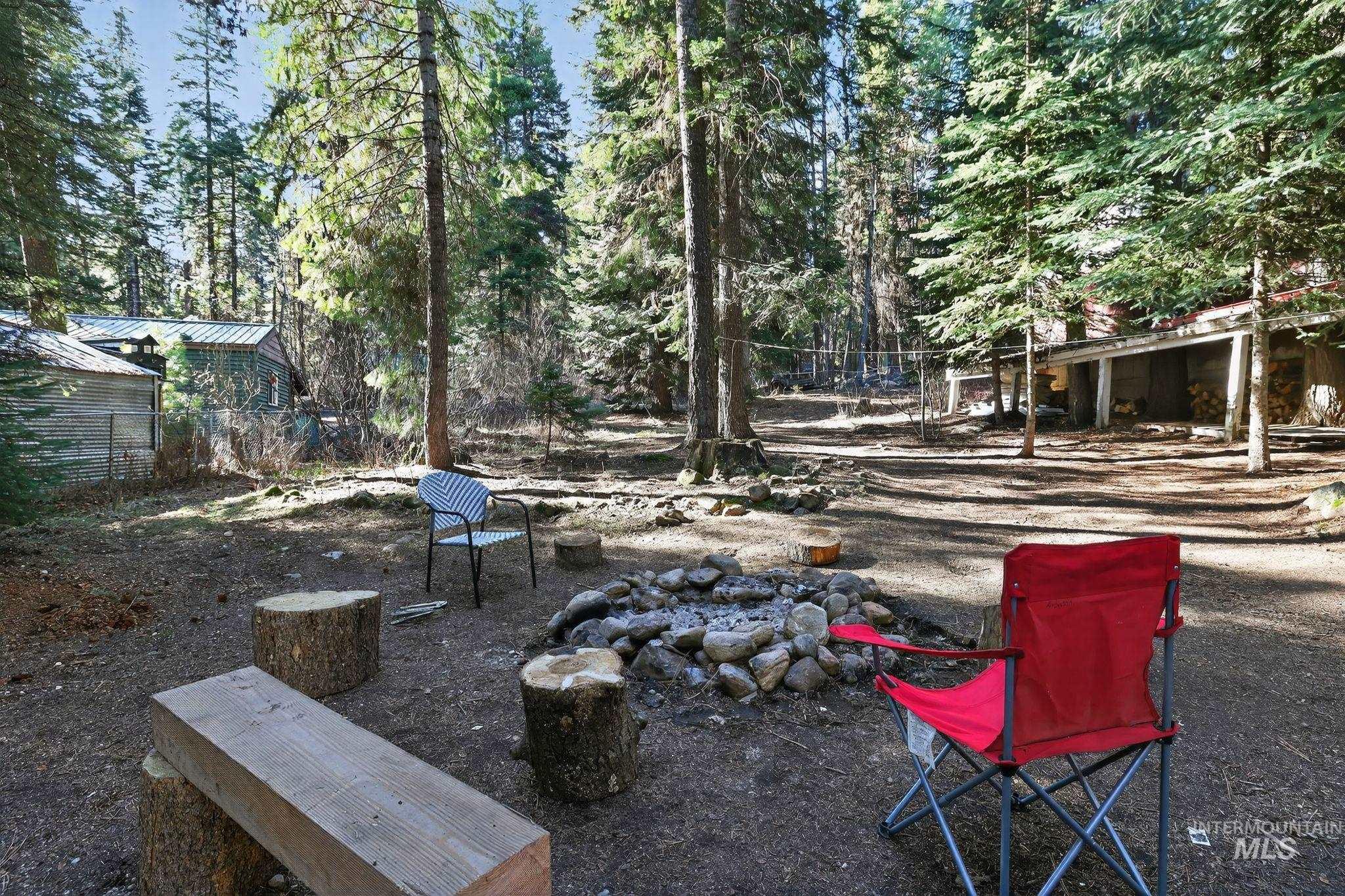 654 Bings Rd, Cascade, Idaho 83611, 3 Bedrooms, 2 Bathrooms, Residential For Sale, Price $585,000,MLS 98996672