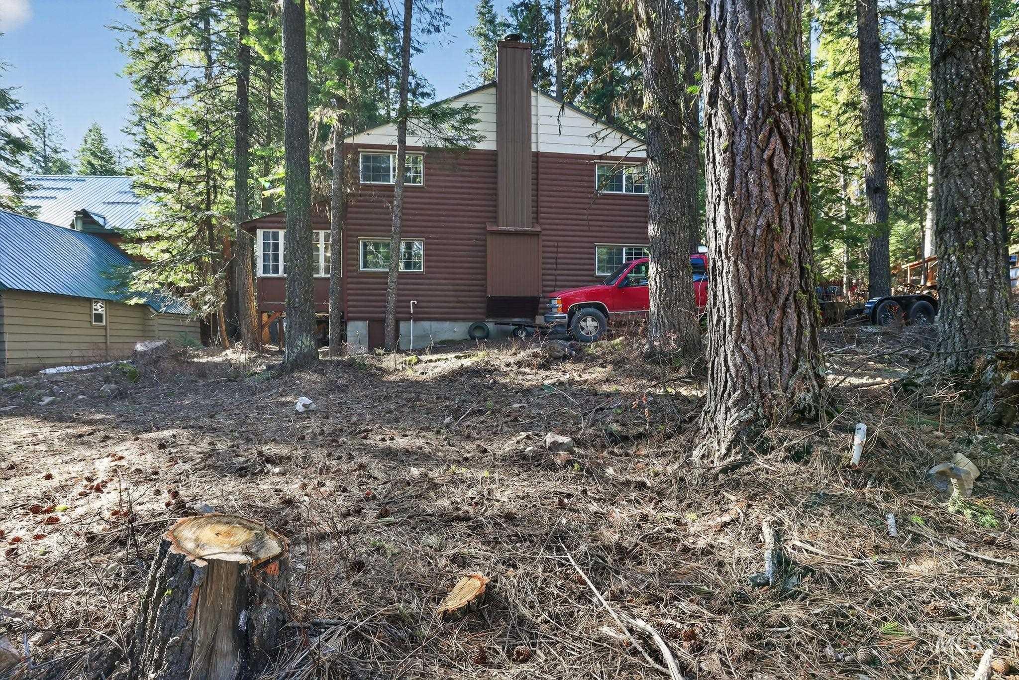 654 Bings Rd, Cascade, Idaho 83611, 3 Bedrooms, 2 Bathrooms, Residential For Sale, Price $585,000,MLS 98996672