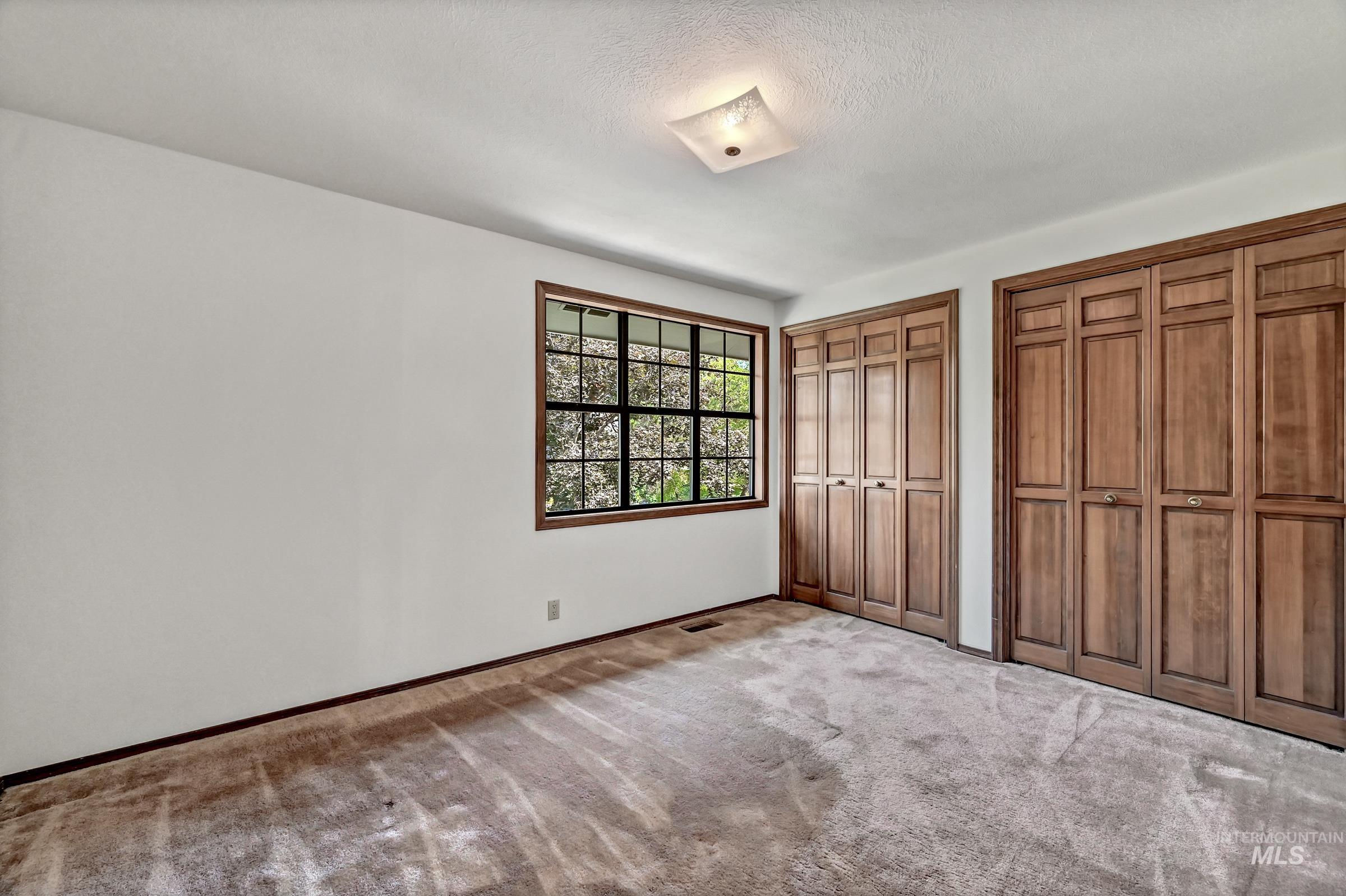 254 E Old Saybrook, Boise, Idaho 83706, 4 Bedrooms, 3 Bathrooms, Residential For Sale, Price $800,000, 98996673