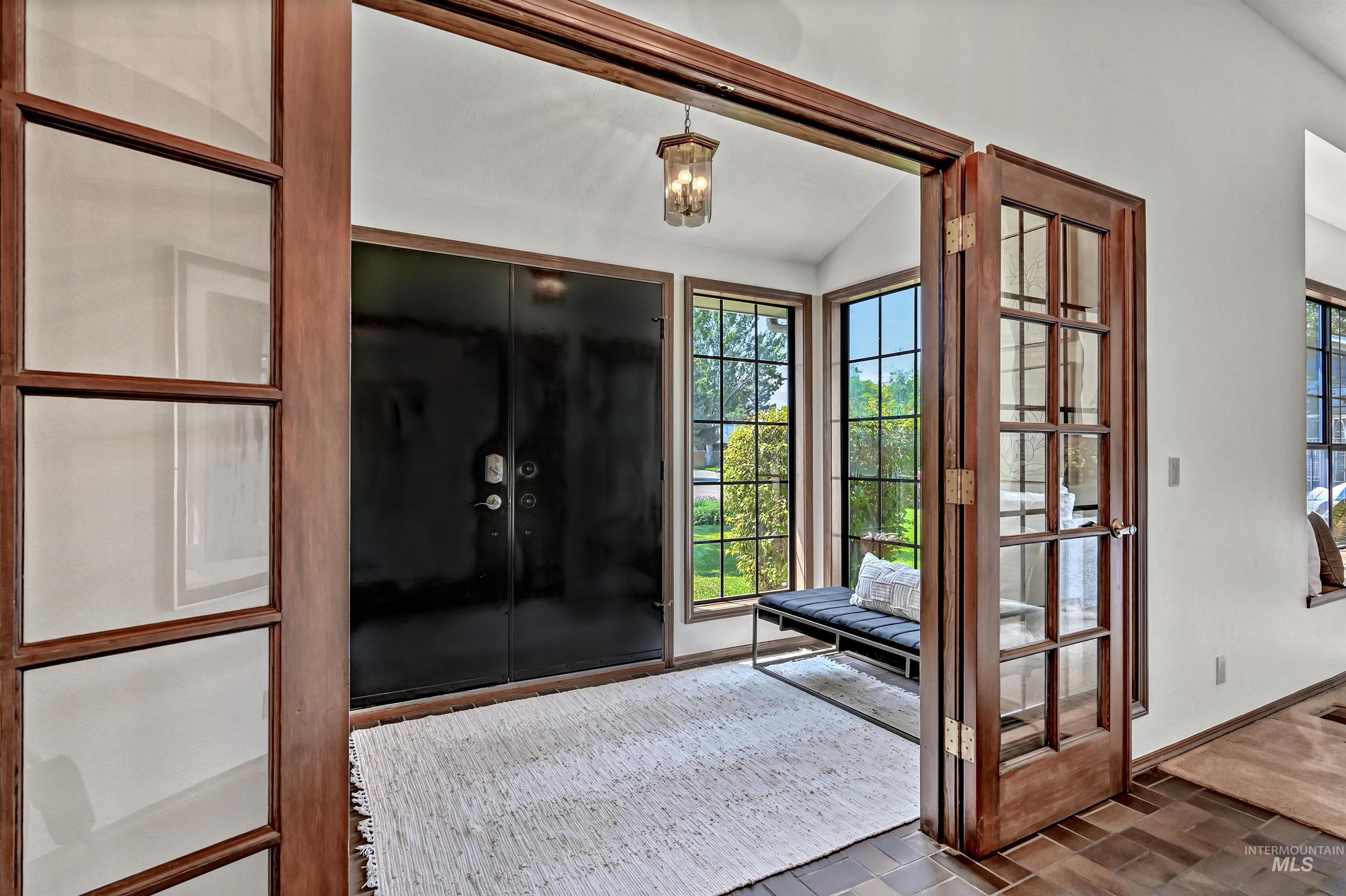 254 E Old Saybrook, Boise, Idaho 83706, 4 Bedrooms, 3 Bathrooms, Residential For Sale, Price $800,000, 98996673