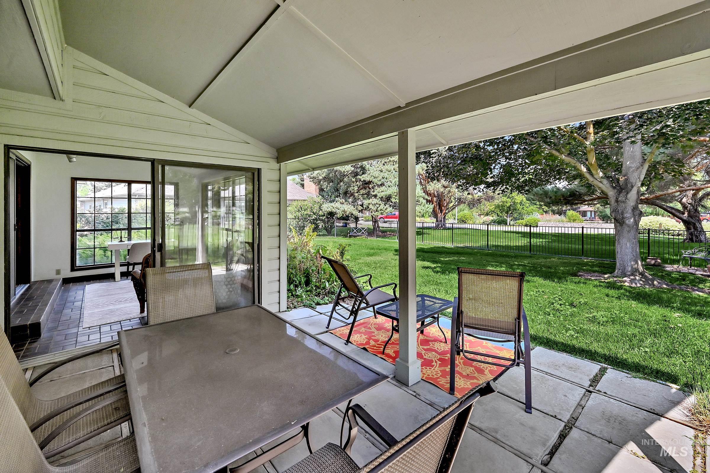 254 E Old Saybrook, Boise, Idaho 83706, 4 Bedrooms, 3 Bathrooms, Residential For Sale, Price $800,000, 98996673