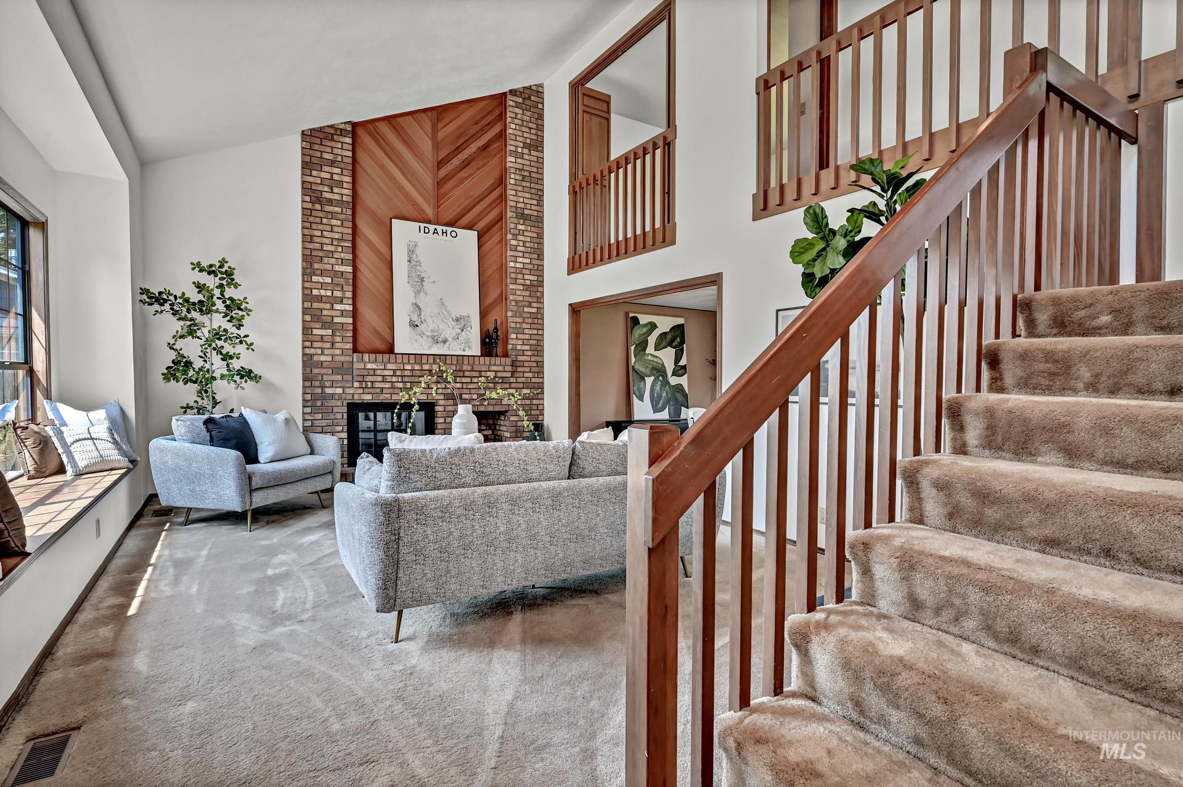 254 E Old Saybrook, Boise, Idaho 83706, 4 Bedrooms, 3 Bathrooms, Residential For Sale, Price $800,000, 98996673