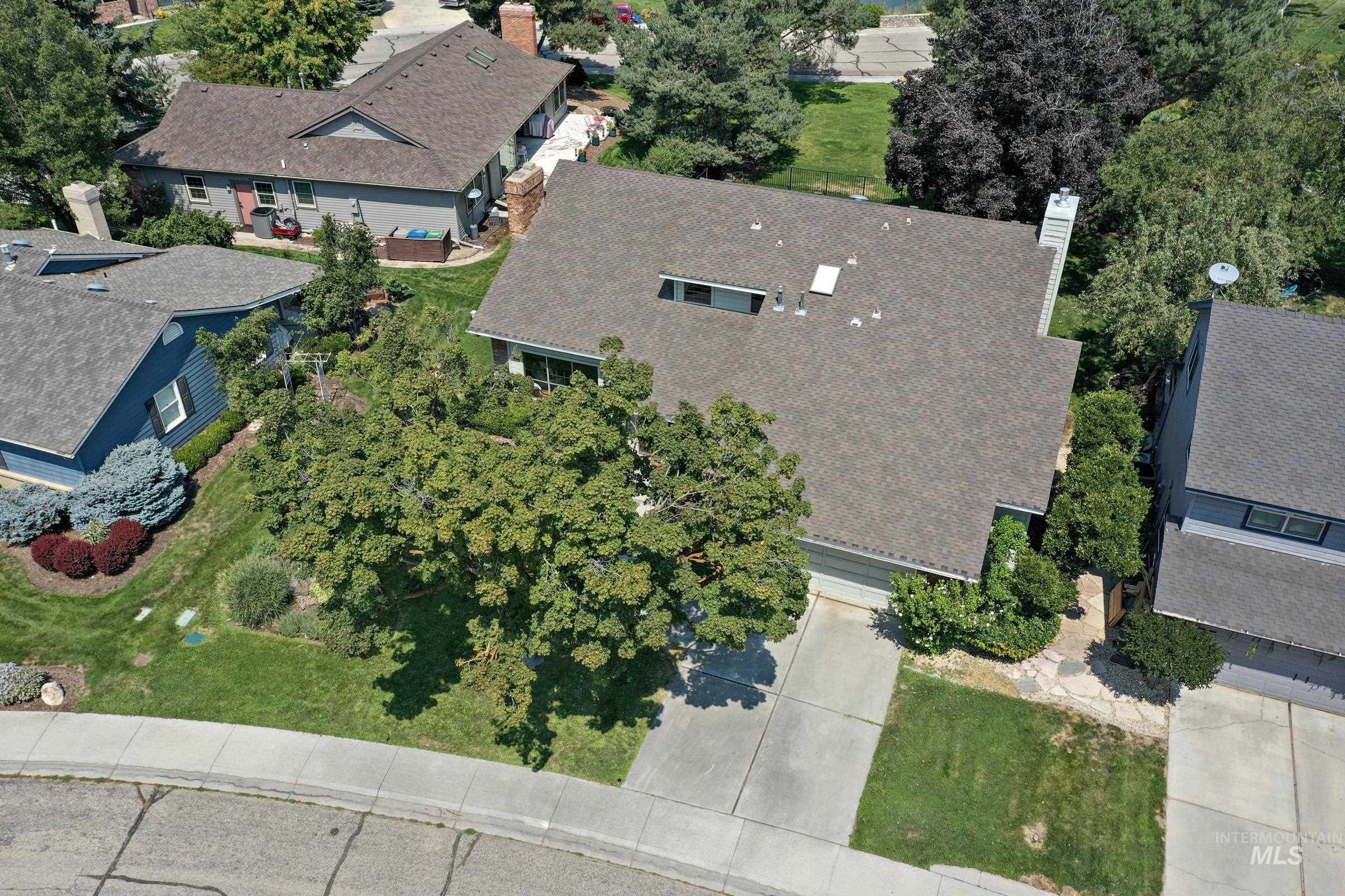 254 E Old Saybrook, Boise, Idaho 83706, 4 Bedrooms, 3 Bathrooms, Residential For Sale, Price $800,000, 98996673