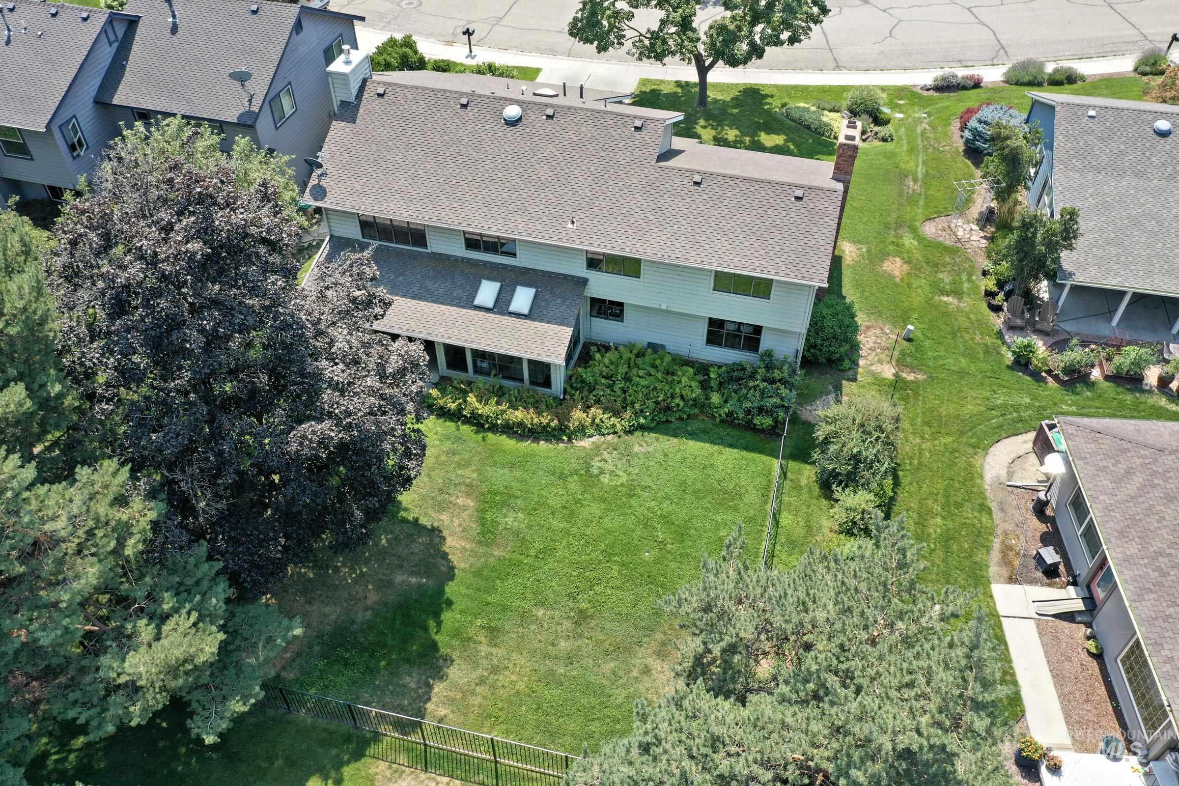 254 E Old Saybrook, Boise, Idaho 83706, 4 Bedrooms, 3 Bathrooms, Residential For Sale, Price $800,000, 98996673