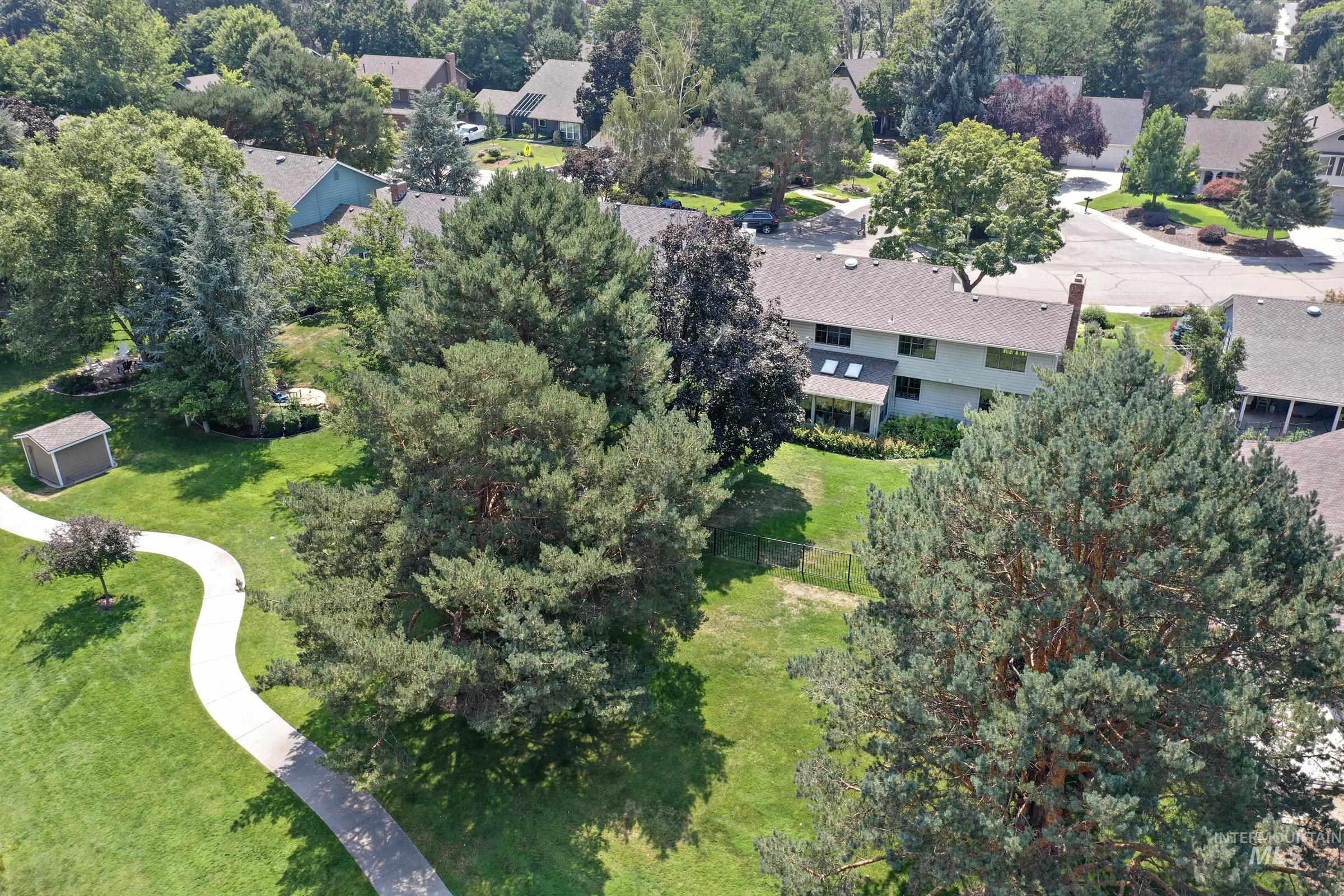 254 E Old Saybrook, Boise, Idaho 83706, 4 Bedrooms, 3 Bathrooms, Residential For Sale, Price $800,000, 98996673