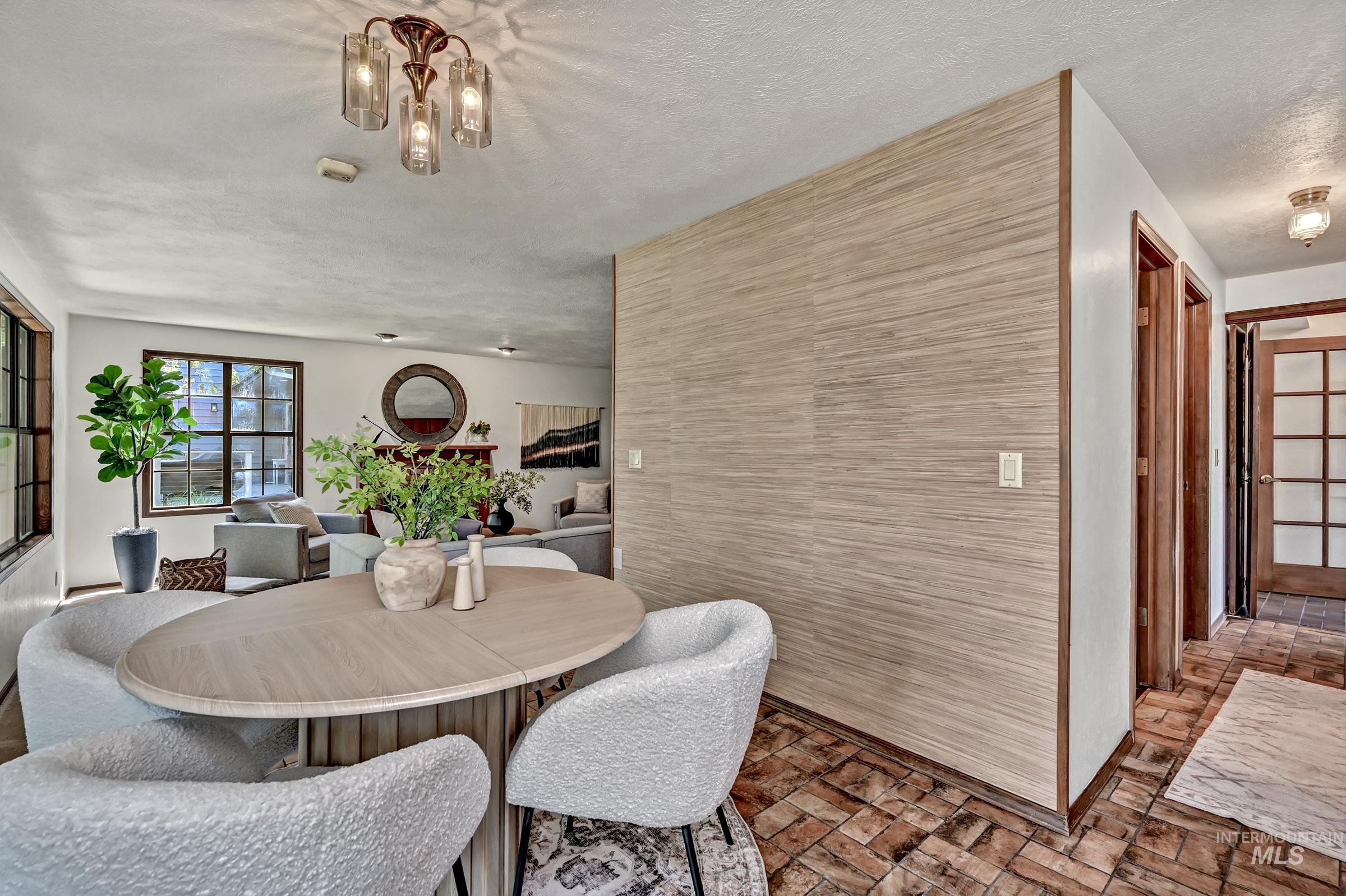 254 E Old Saybrook, Boise, Idaho 83706, 4 Bedrooms, 3 Bathrooms, Residential For Sale, Price $800,000, 98996673
