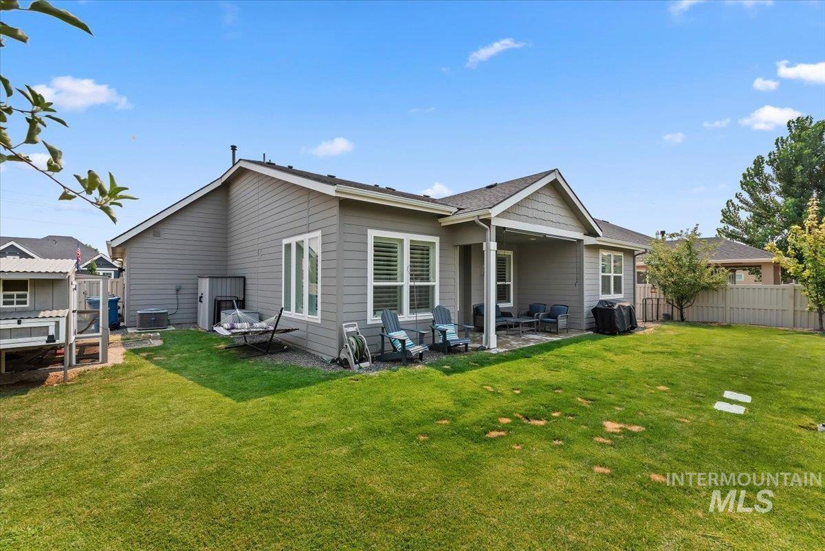 1653 Shoal Point Ave, Middleton, Idaho 83644, 3 Bedrooms, 2 Bathrooms, Residential For Sale, Price $510,000,MLS 98996719