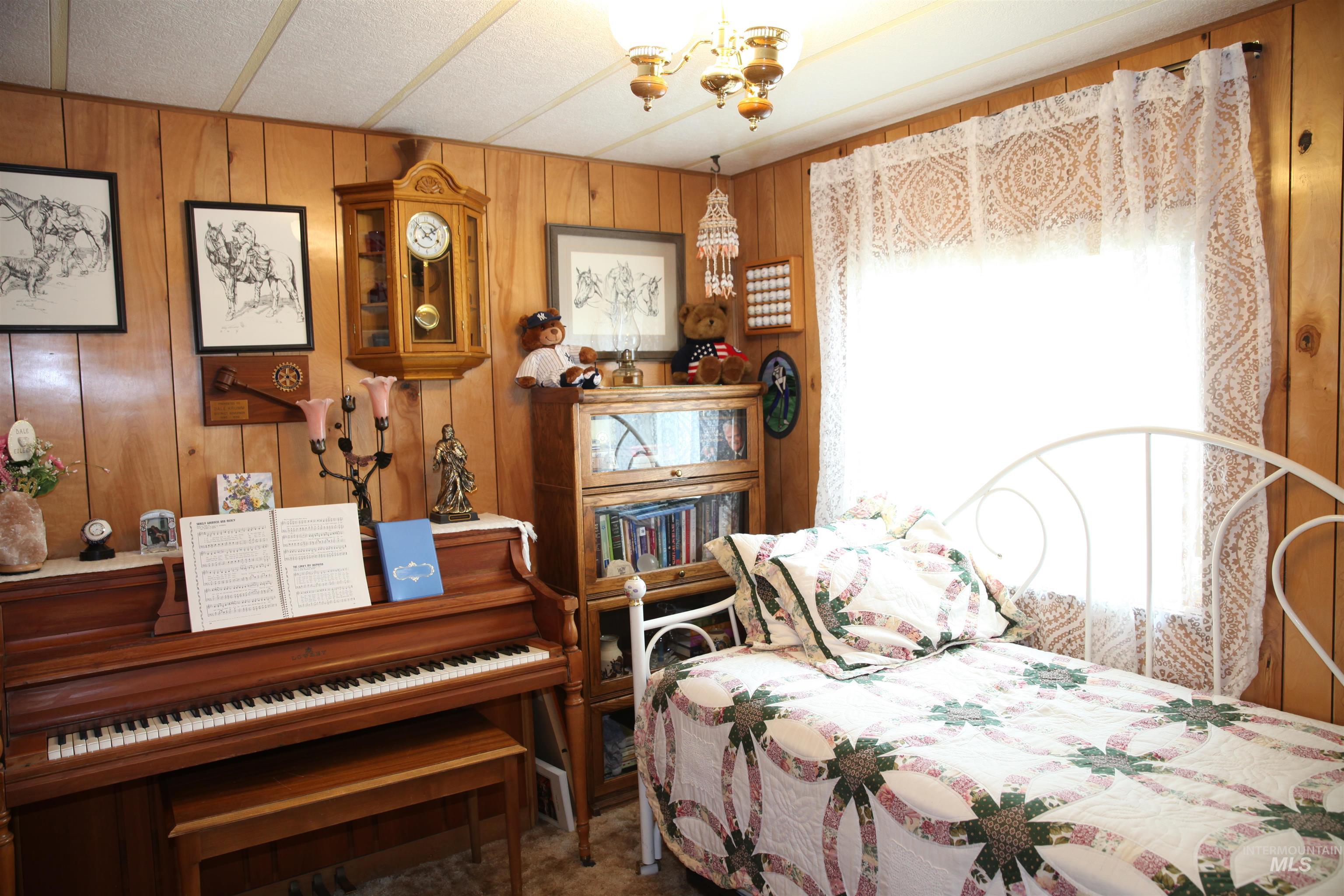 910 Moonglo Road Space #72, Buhl, Idaho 83316, 3 Bedrooms, 2 Bathrooms, Residential For Sale, Price $115,000,MLS 98996730