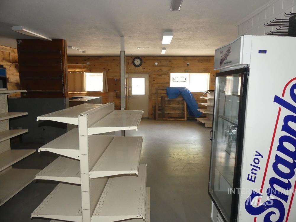 130 River Street, White Bird, Idaho 83554, 2 Bedrooms, Business/Commercial For Sale, Price $279,000,MLS 98996732