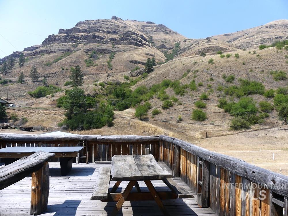 130 River Street, White Bird, Idaho 83554, 2 Bedrooms, Business/Commercial For Sale, Price $279,000,MLS 98996732